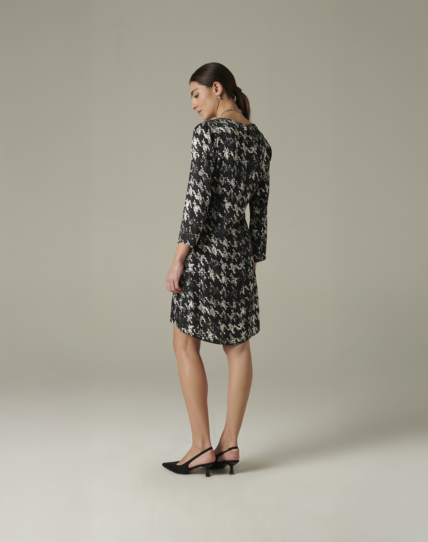 Women's Sales: Discover the Offers by Manila Grace
