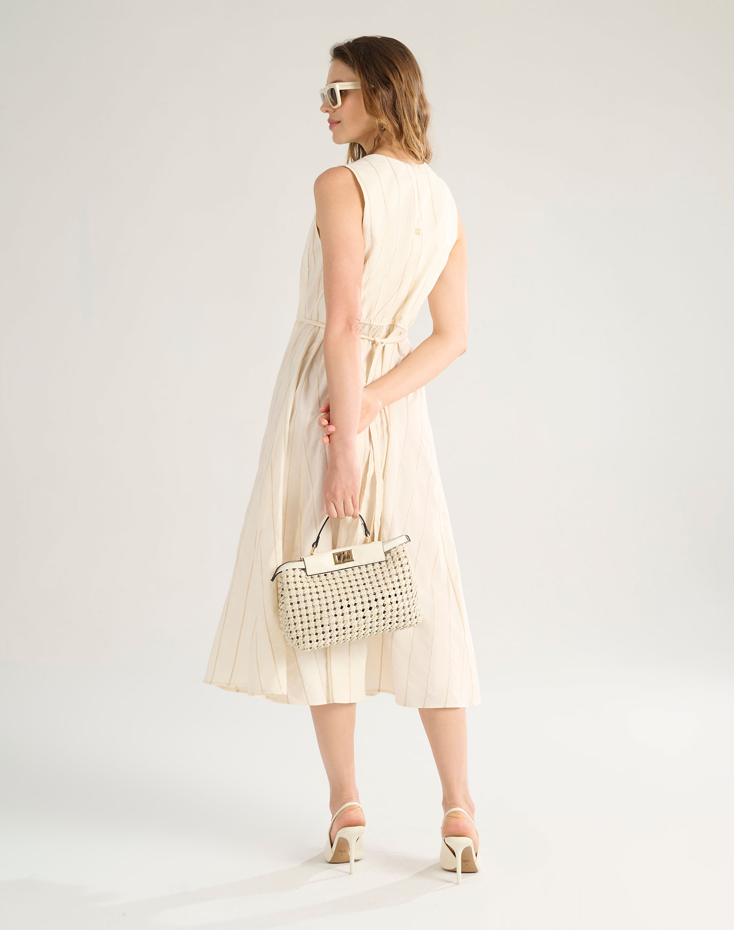 DRESS WITH STRAP - OFF WHITE - Manila Grace | Official Website