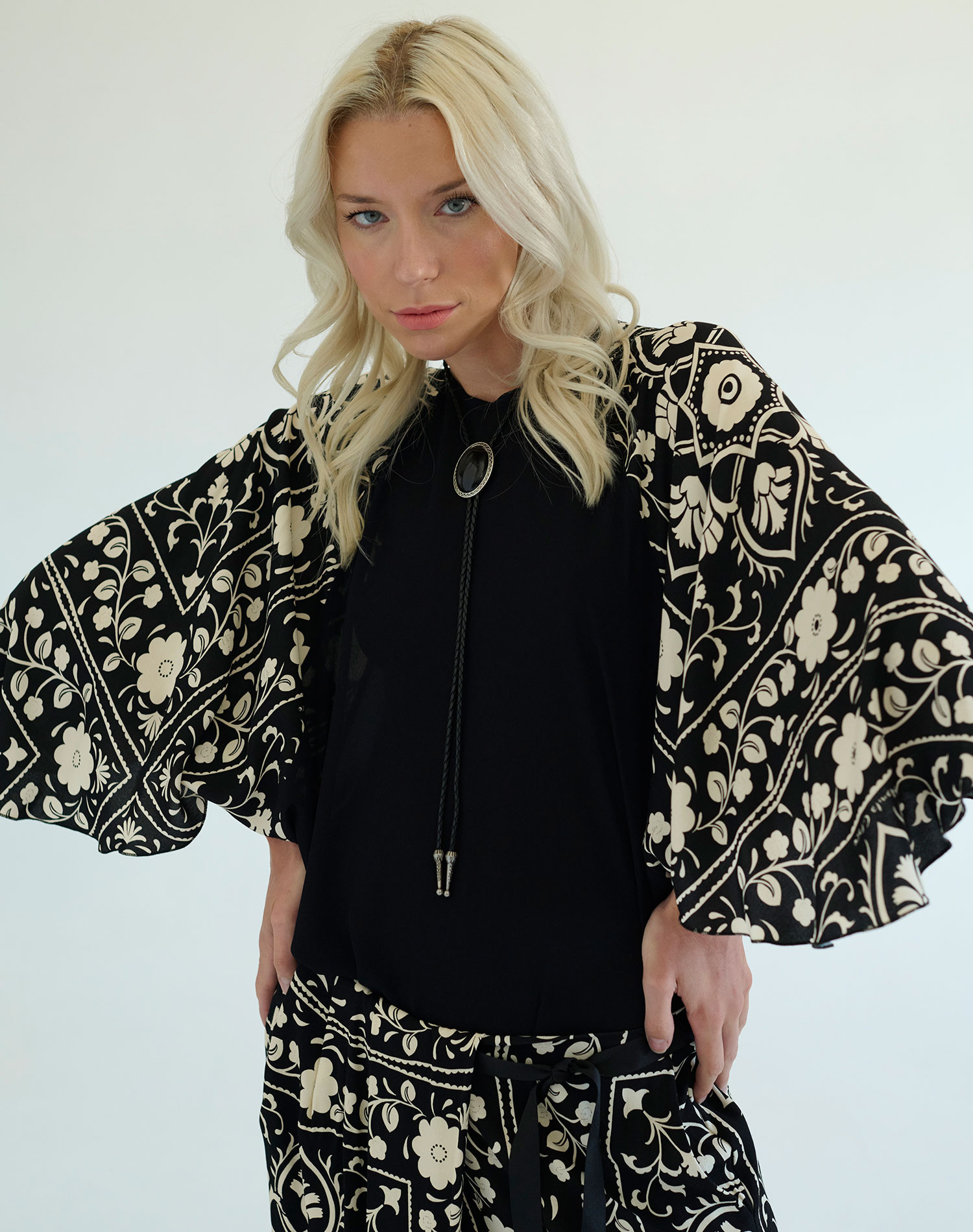 BLOUSE - BLACK - Manila Grace | Official Website