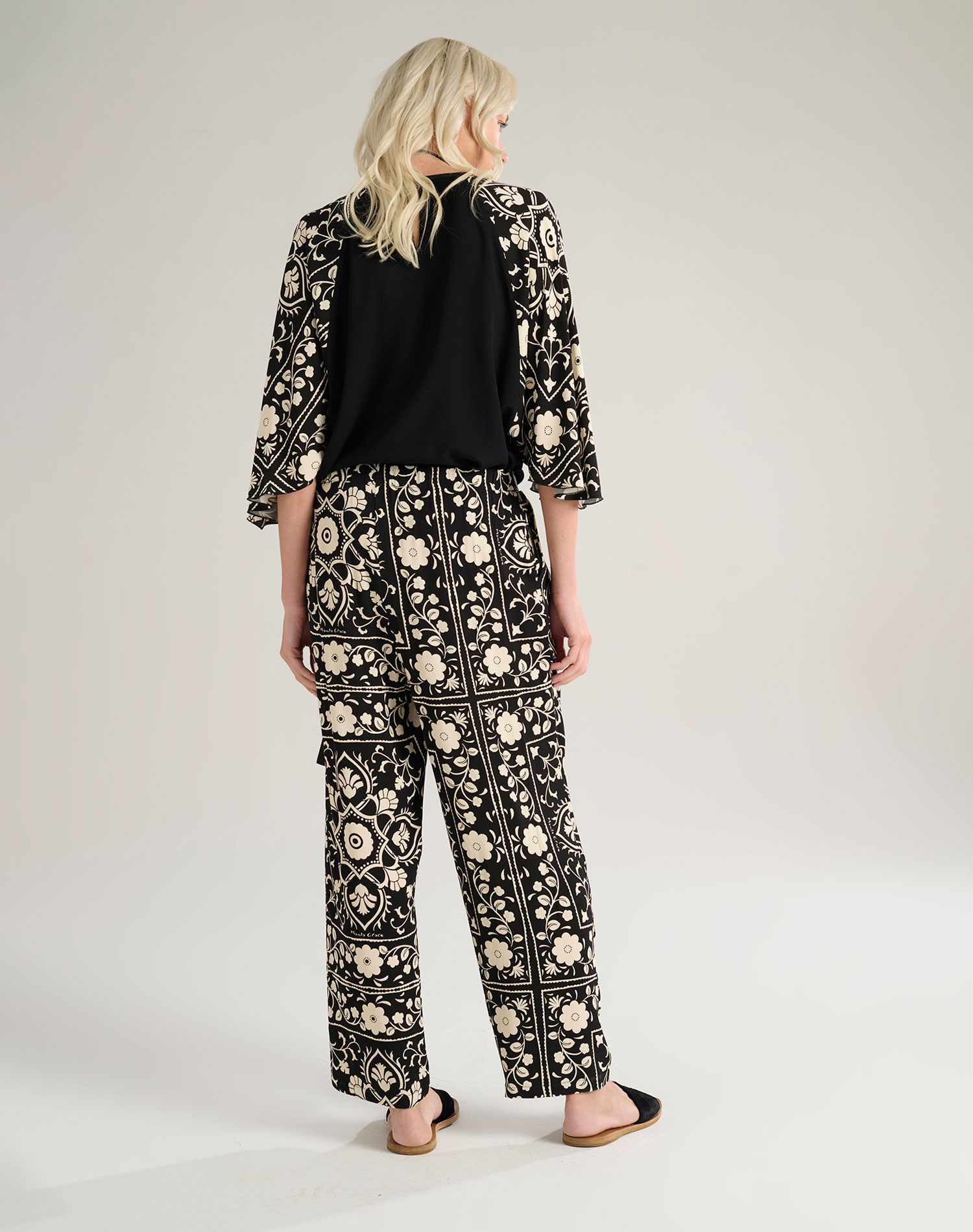 BLOUSE - BLACK - Manila Grace | Official Website