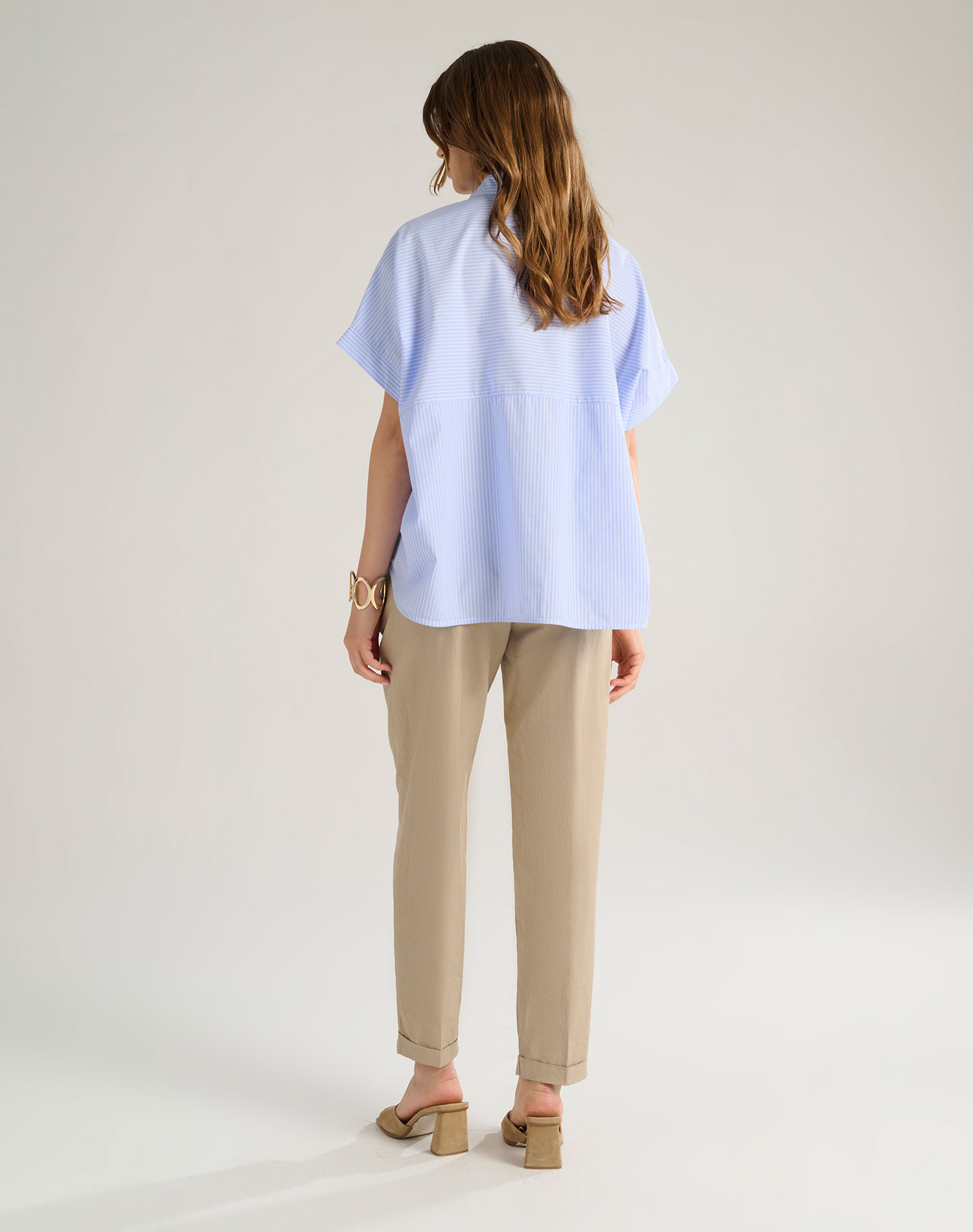 SHORT-SLEEVED GOWN - MA570 - Manila Grace | Official Website