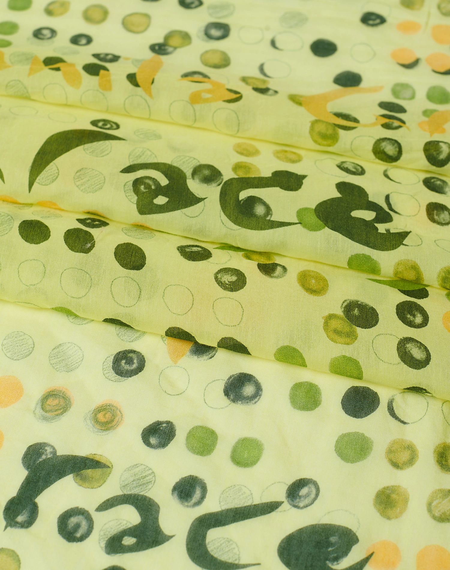 TRAPEZE SCARF IN VOILE COTTON SILK | Manila Grace