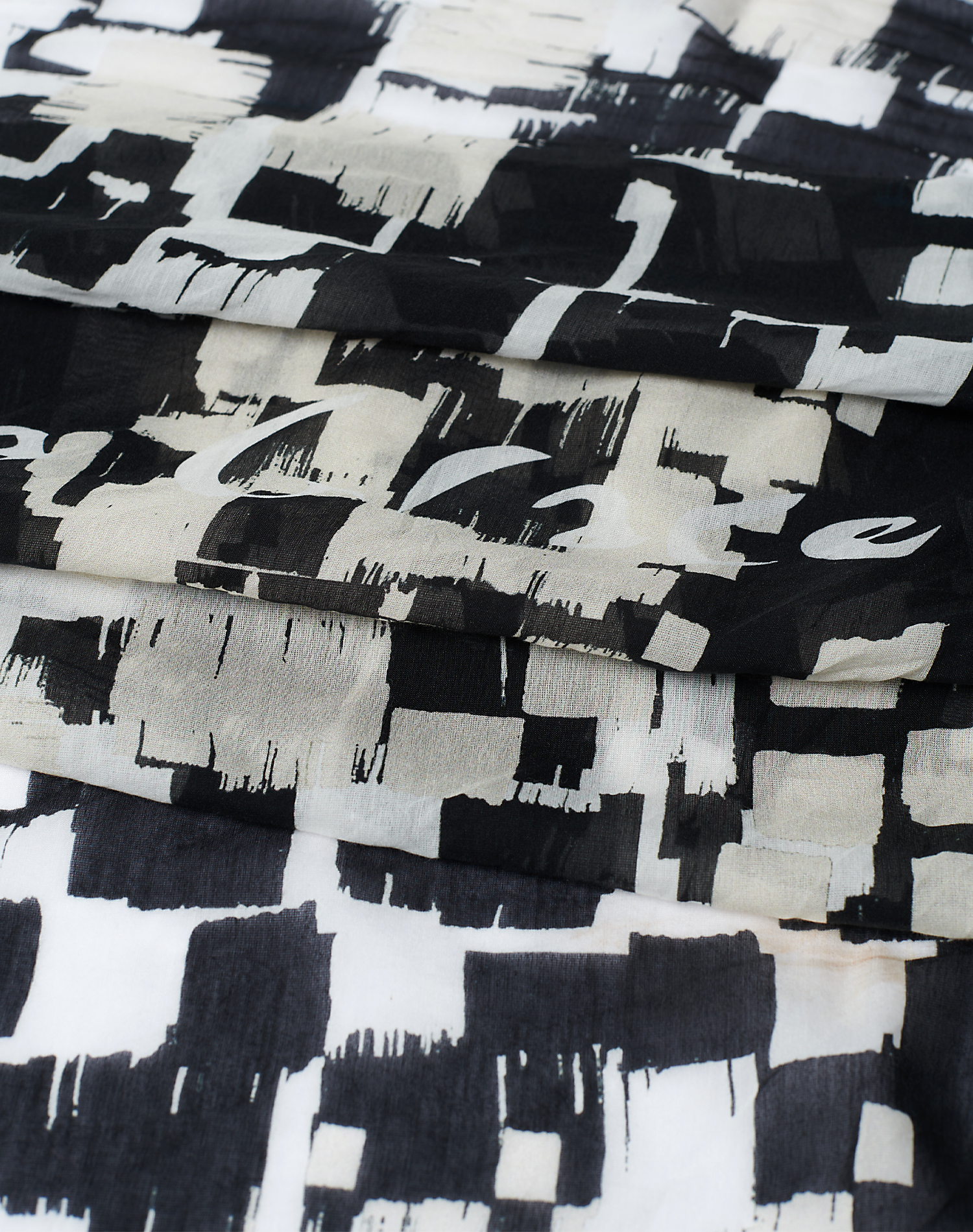 TRAPEZE SCARF IN VOILE COTTON SILK | Manila Grace
