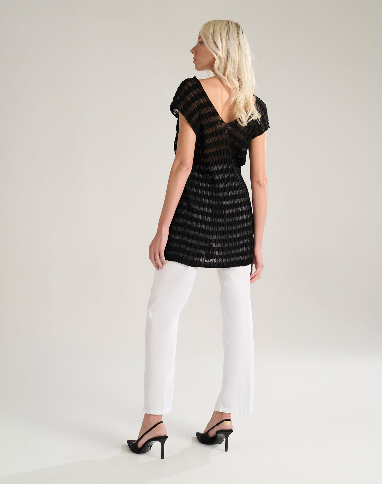 STRAIGHT TROUSERS - OFF WHITE - Manila Grace | Official Website