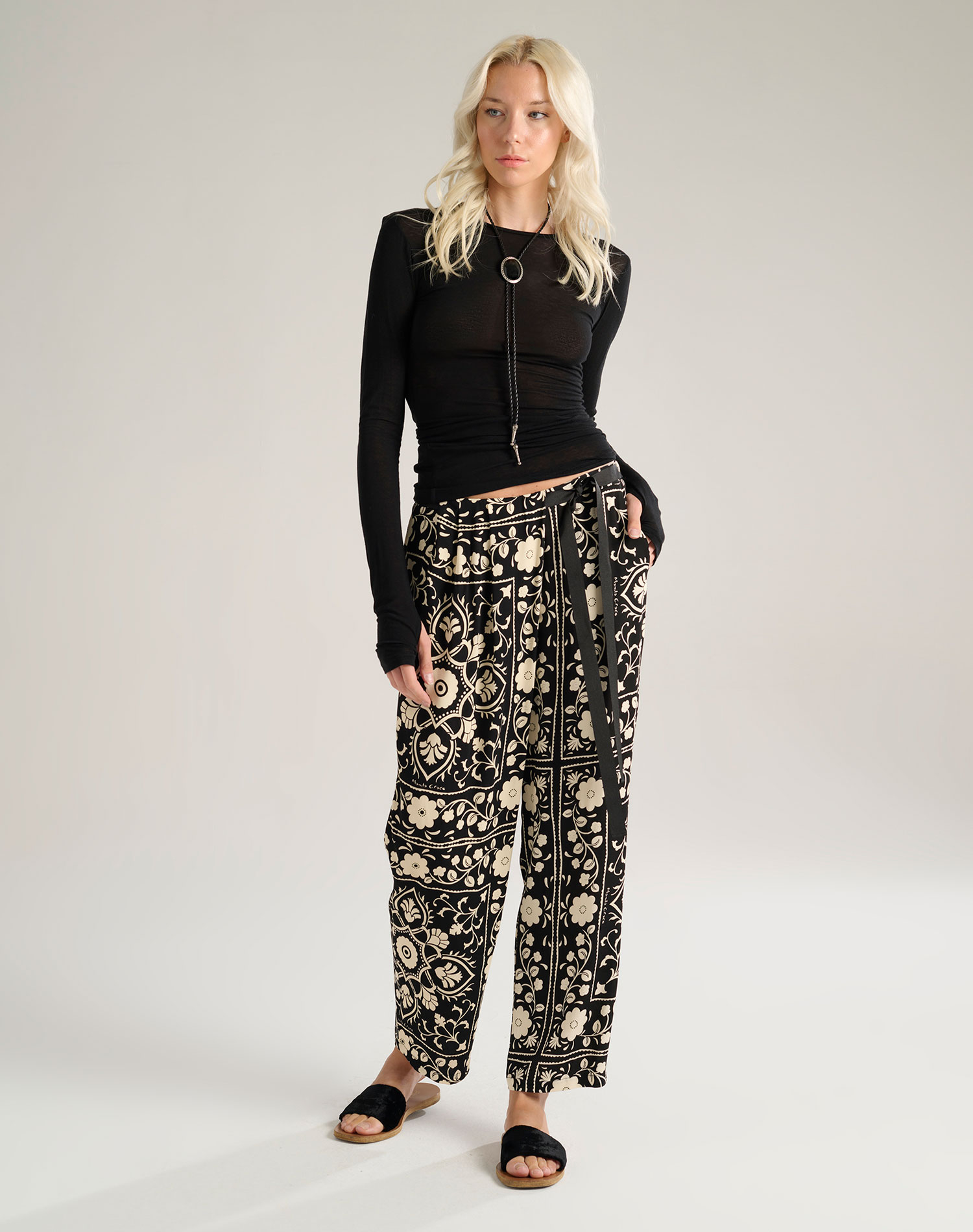 TROUSERS WITH PLEATS | Manila Grace