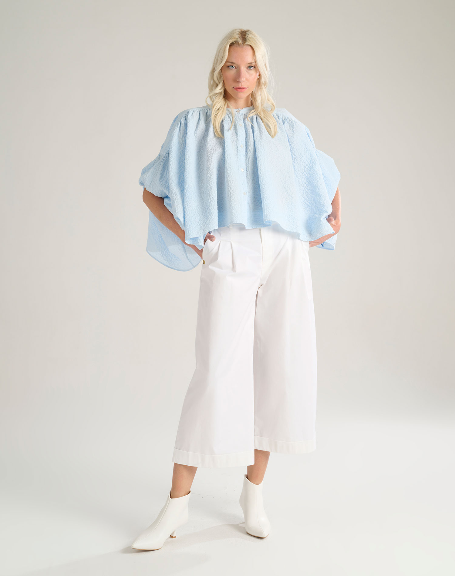 CROPPED TROUSERS - OFF WHITE - Manila Grace | Official Website
