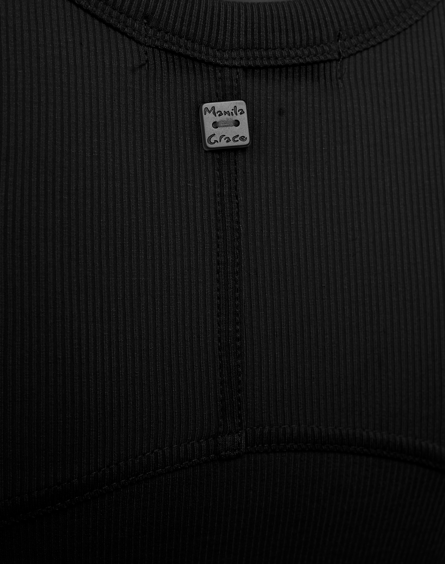 TANK TOP - BLACK - Manila Grace | Official Website