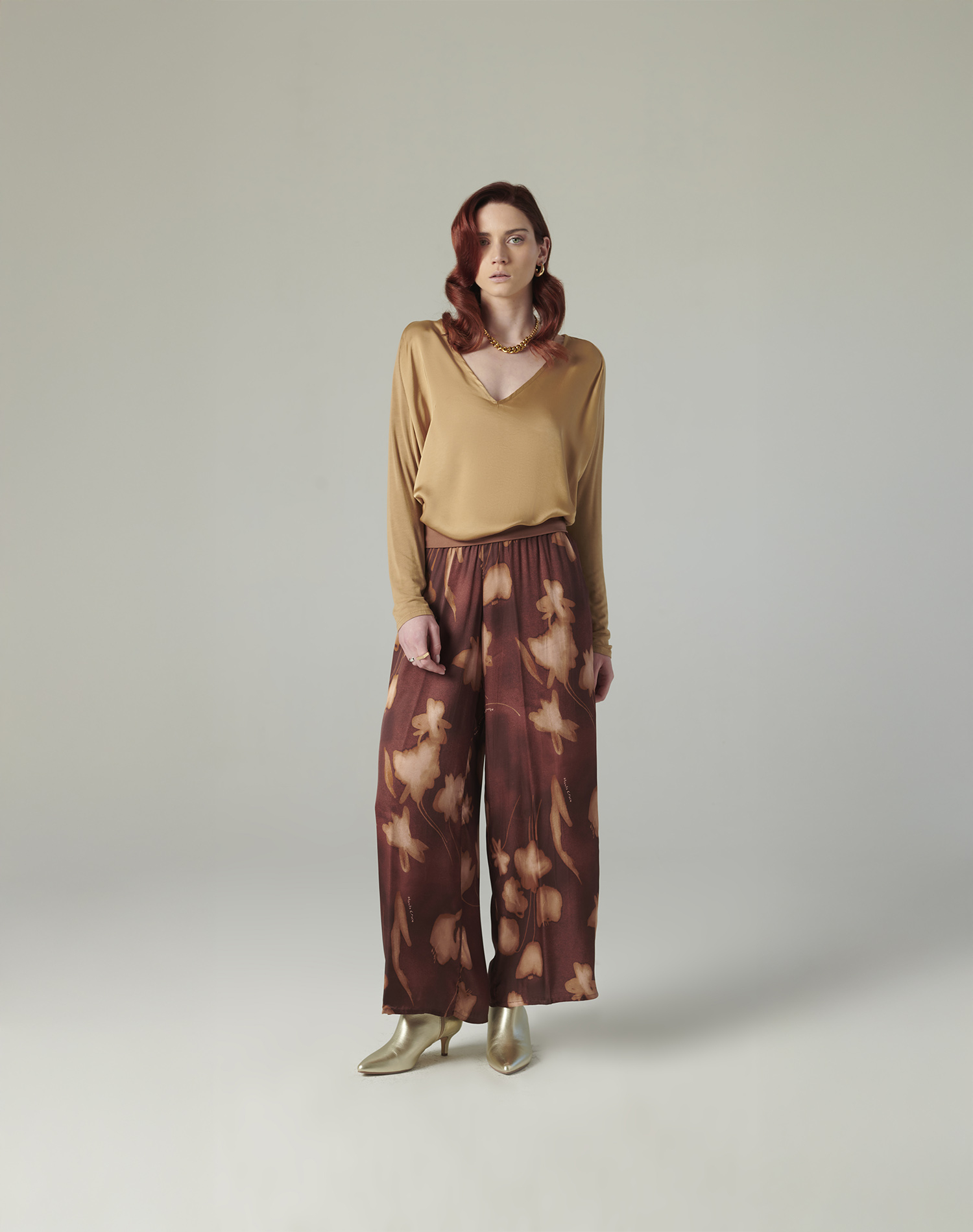 V-NECK BLOUSE | Manila Grace