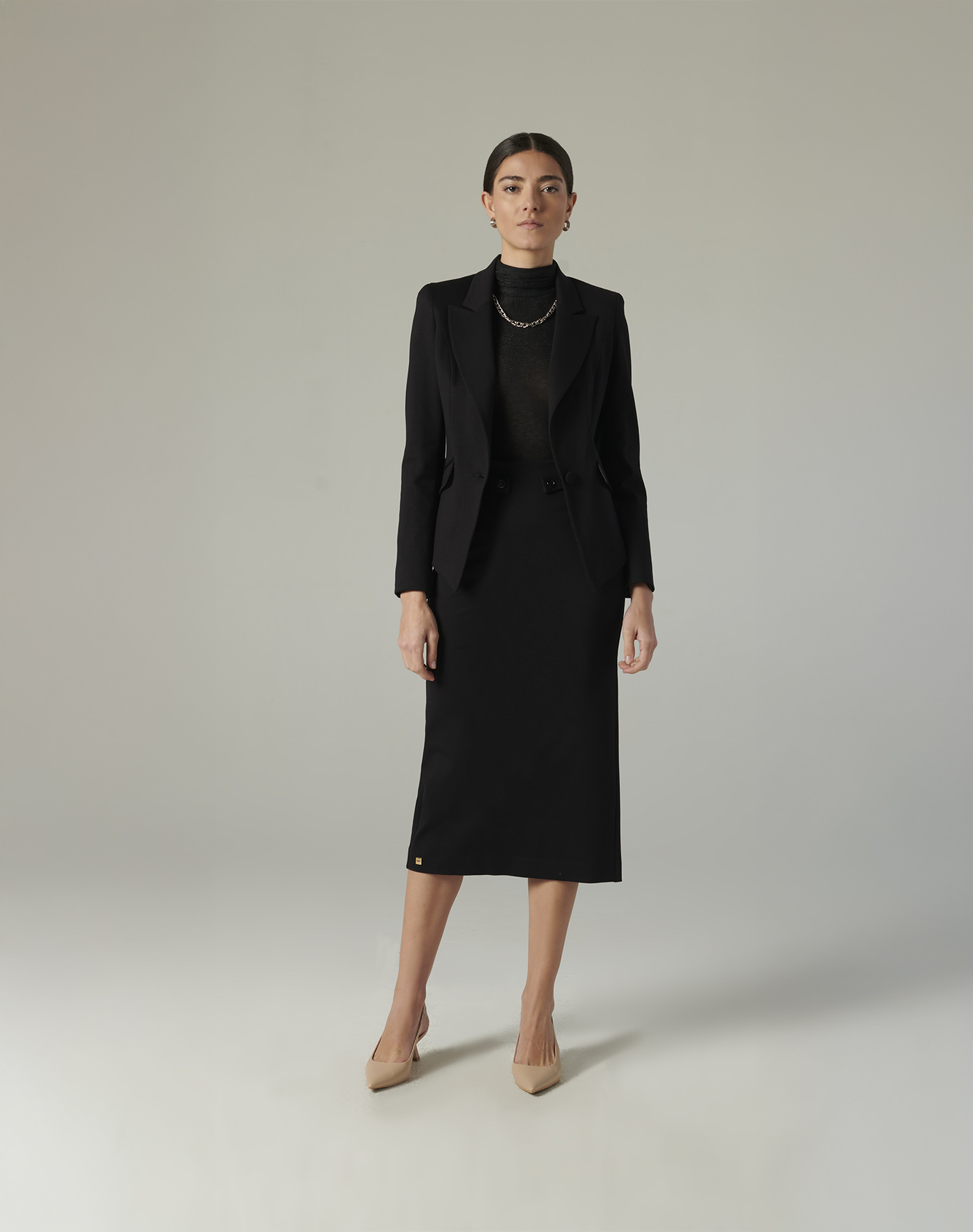 BLAZER WITH PATCH POCKETS | Manila Grace