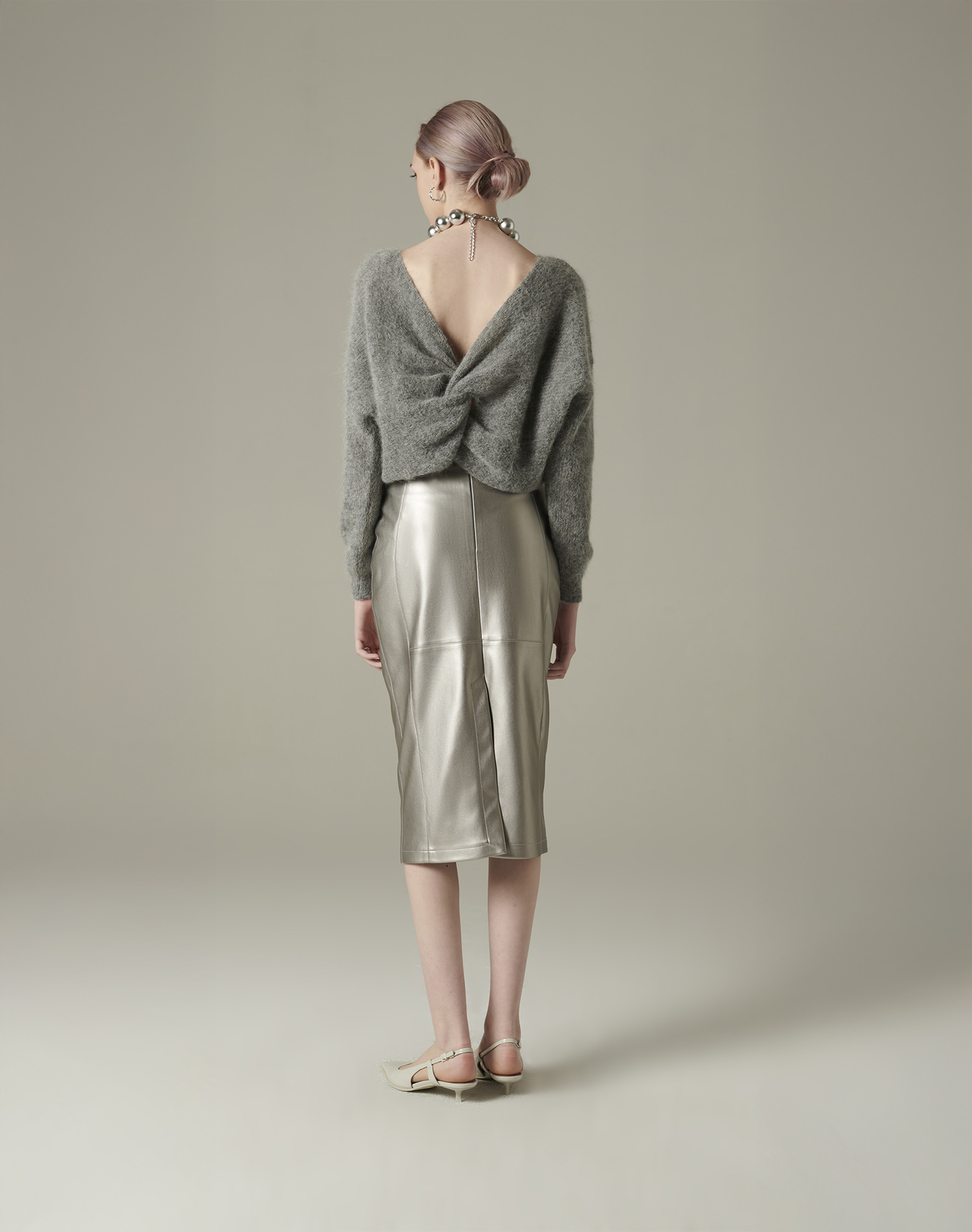 SWEATER WITH BACK CROSS-OVER DESIGN | Manila Grace