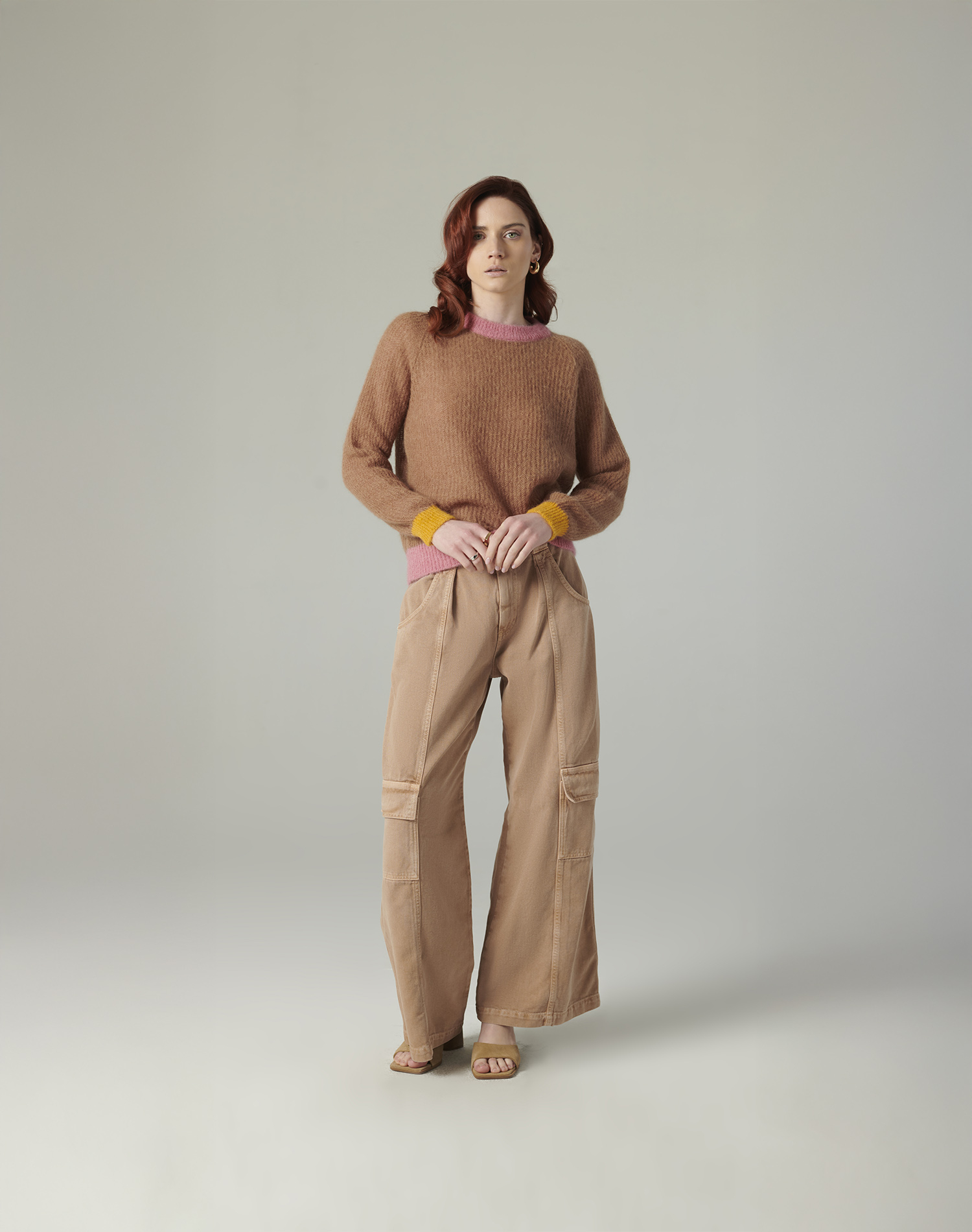 SWEATER WITH CONTRASTS | Manila Grace