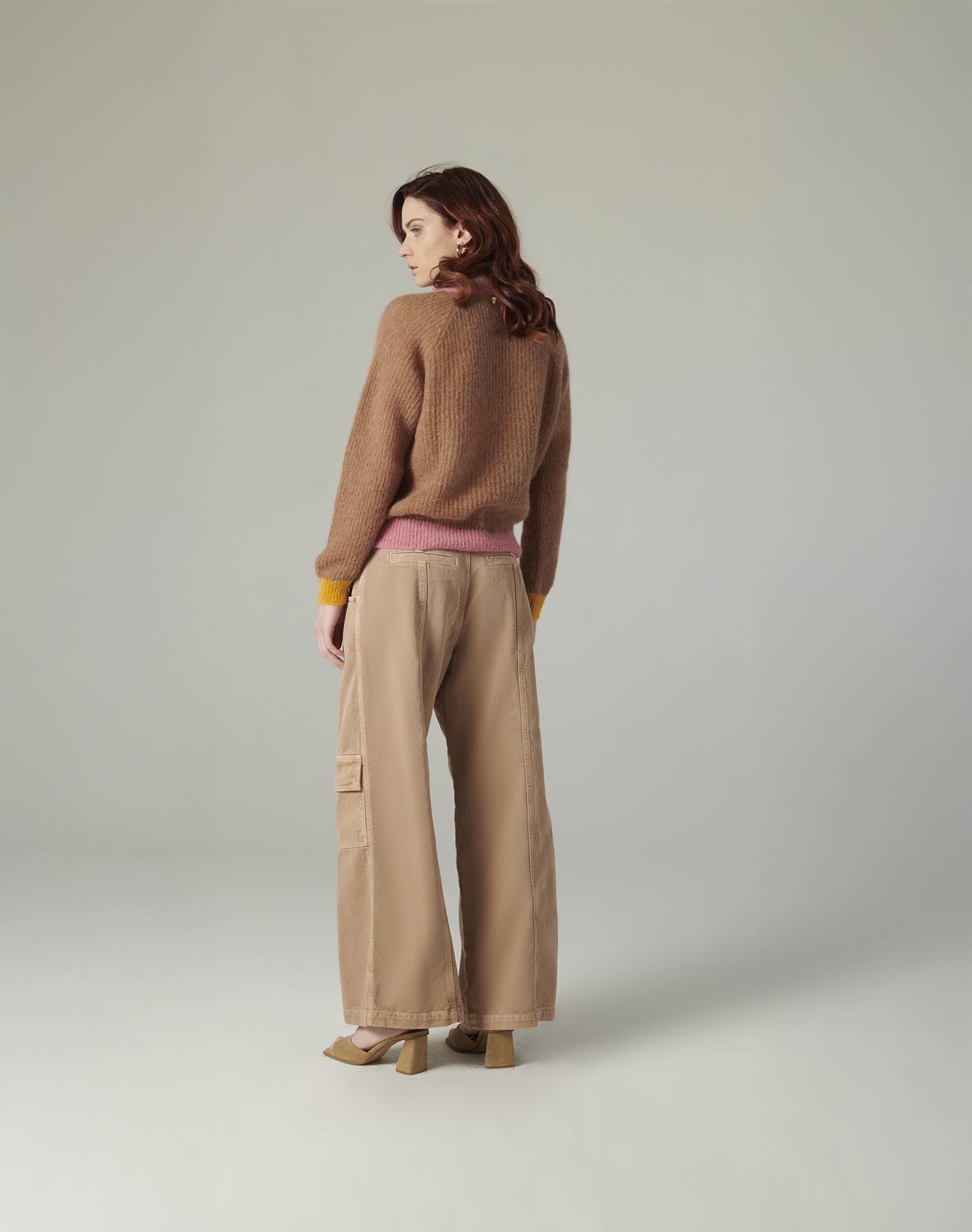 SWEATER WITH CONTRASTS | Manila Grace