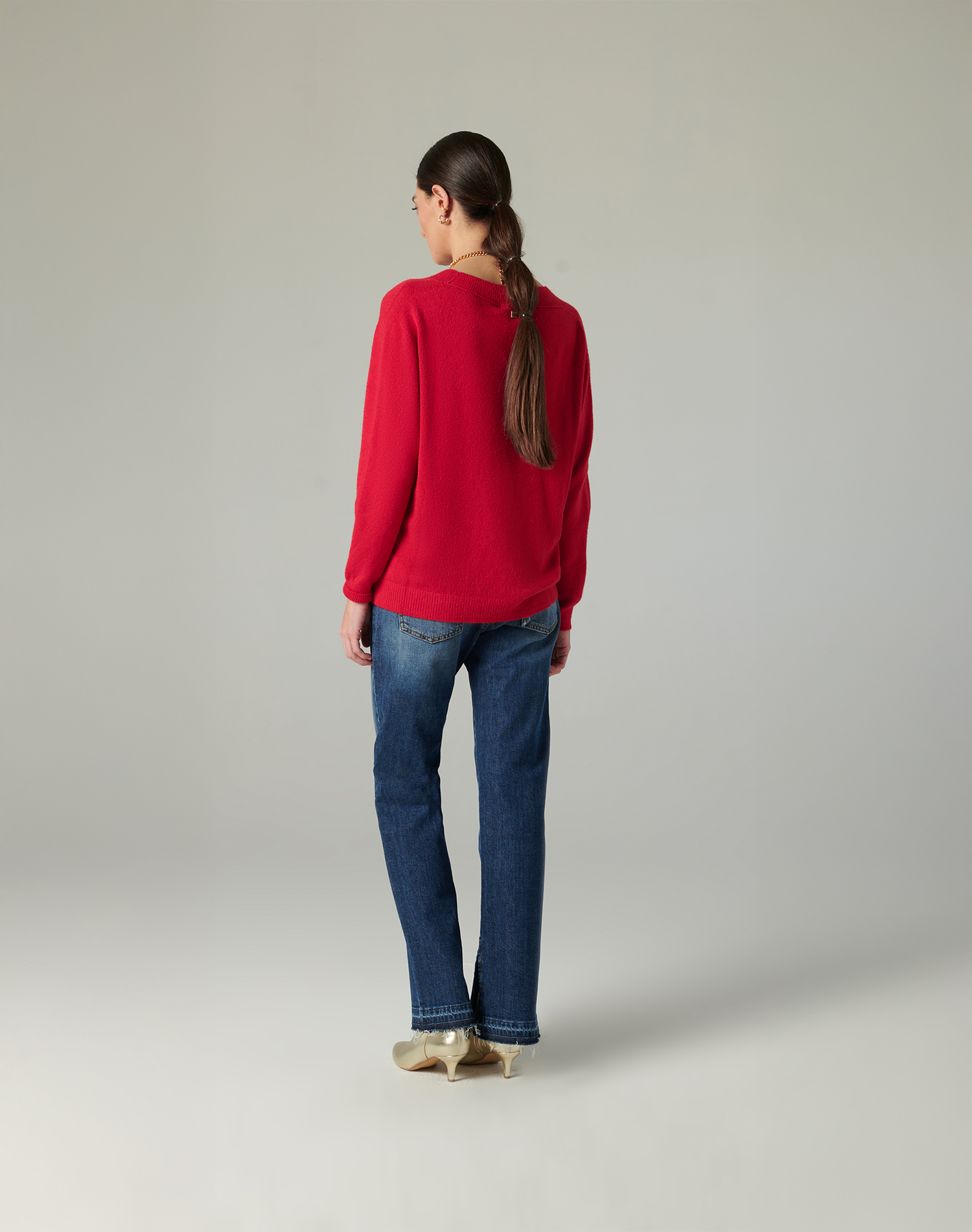 V-NECK SWEATER | Manila Grace