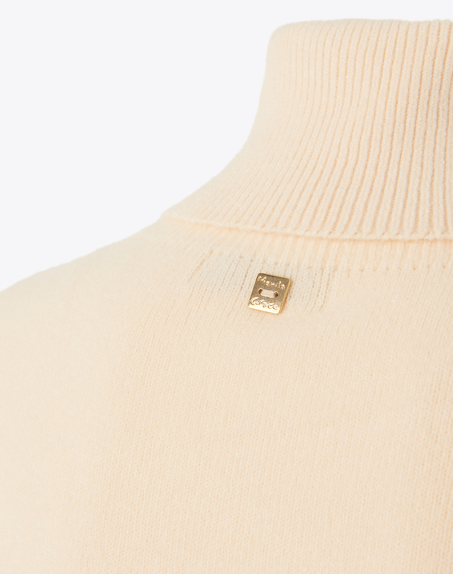 BASIC SWEATER | Manila Grace