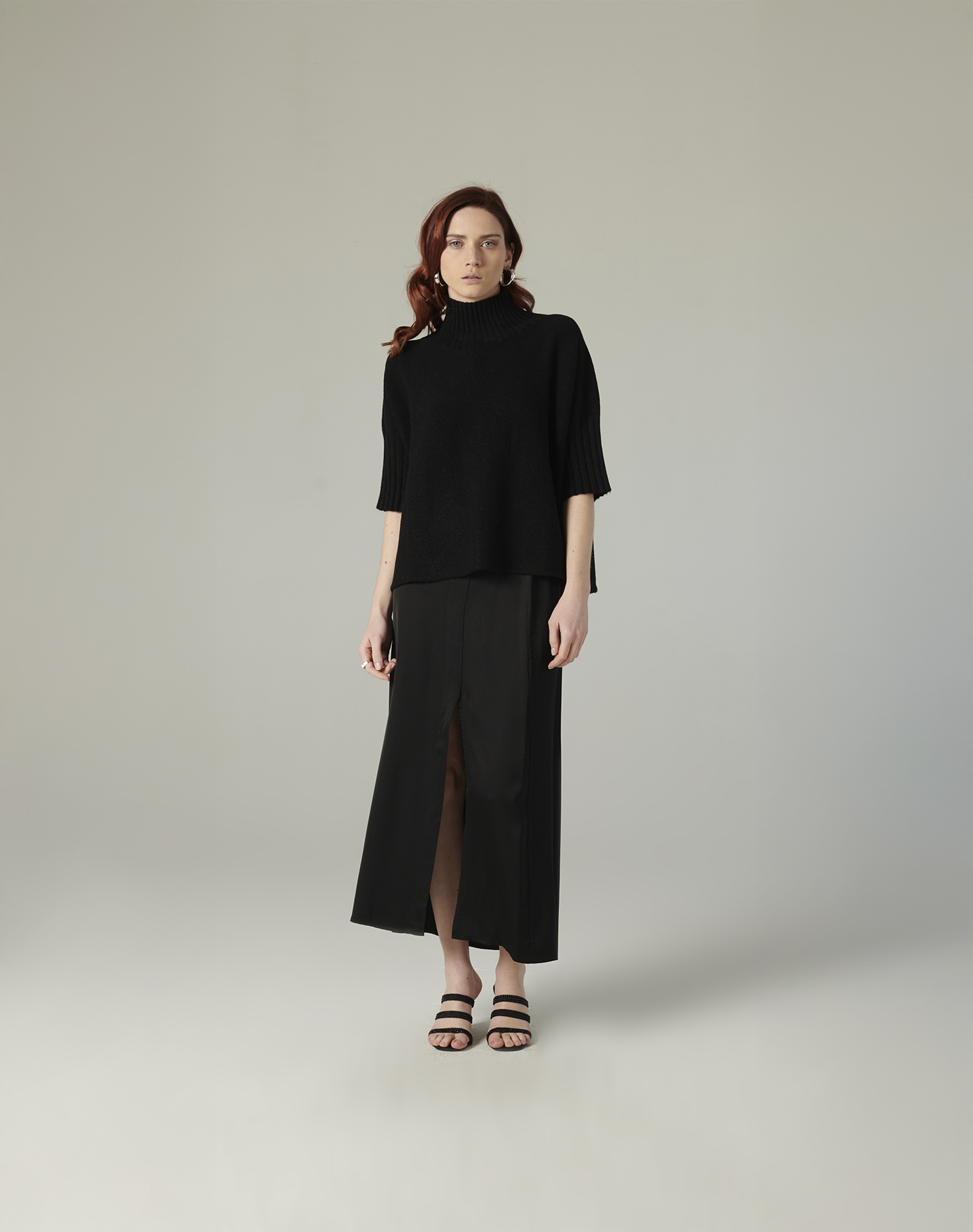SKIRT WITH SLIT | Manila Grace