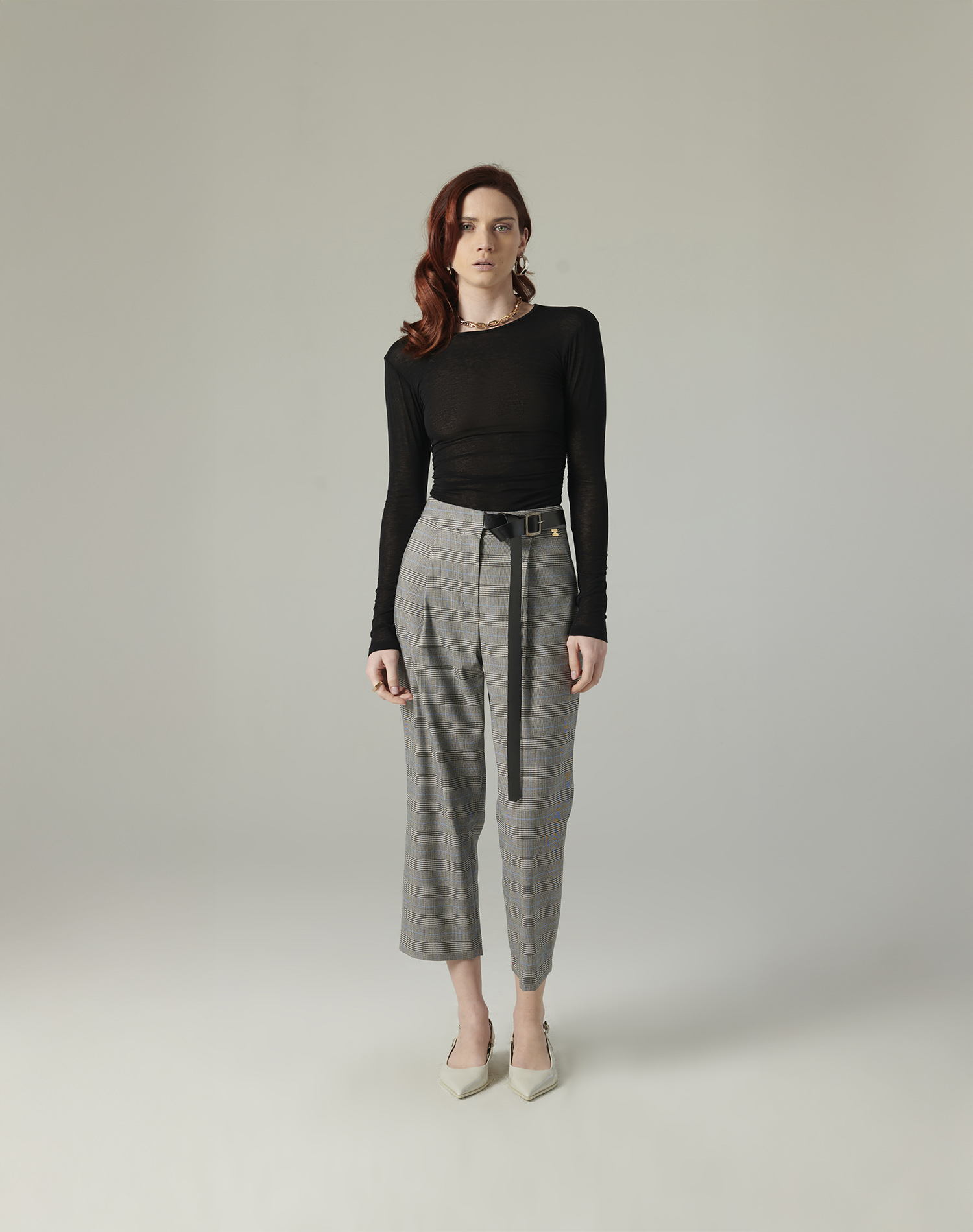 CREW NECK SWEATER | Manila Grace