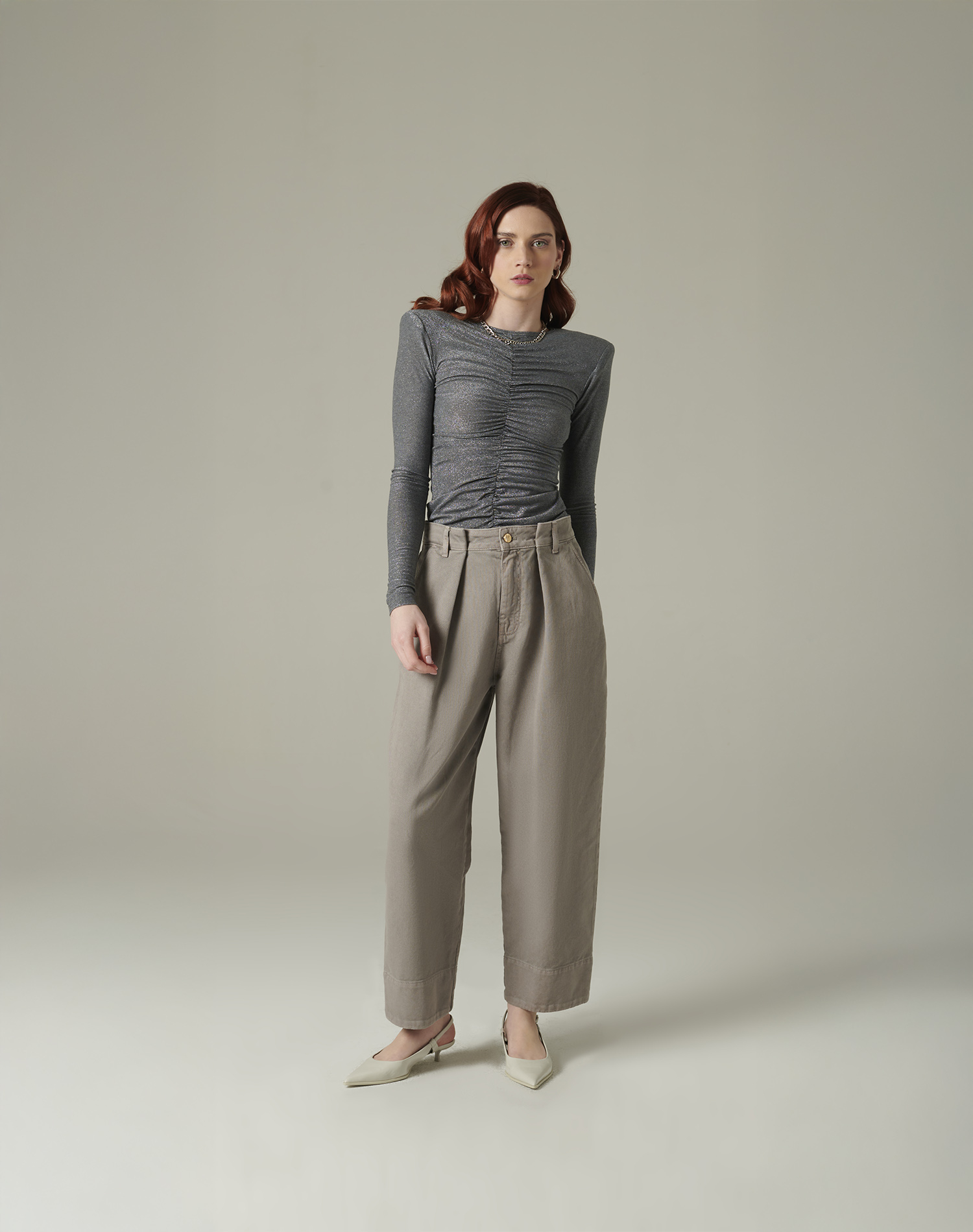 CREW NECK SWEATER | Manila Grace