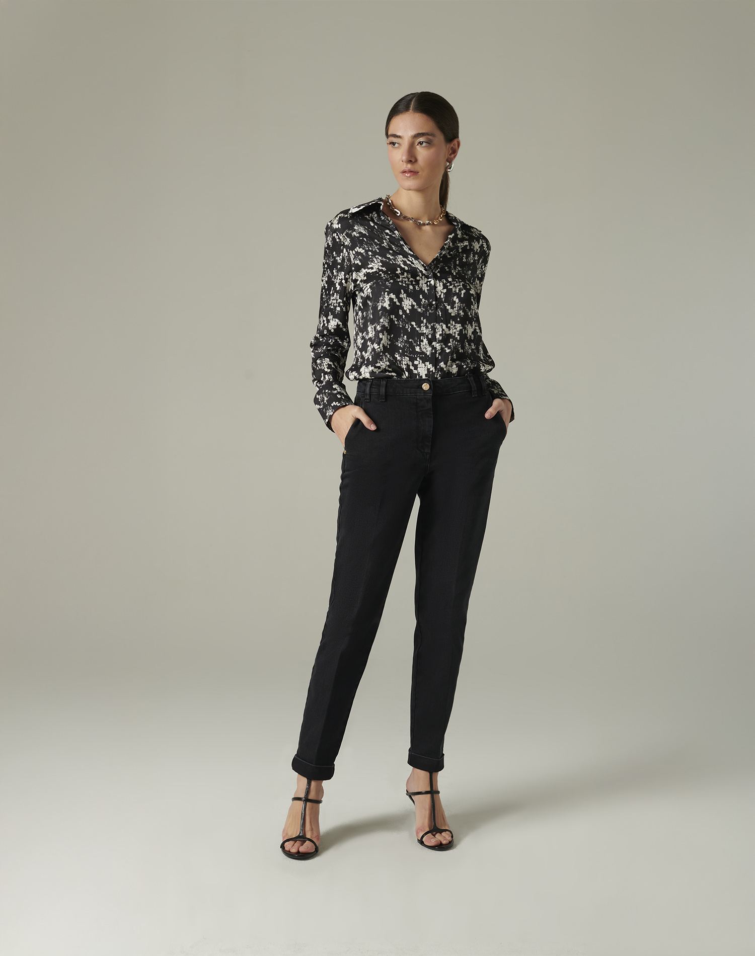 PANTALONE ESSENTIAL DENIM | Manila Grace