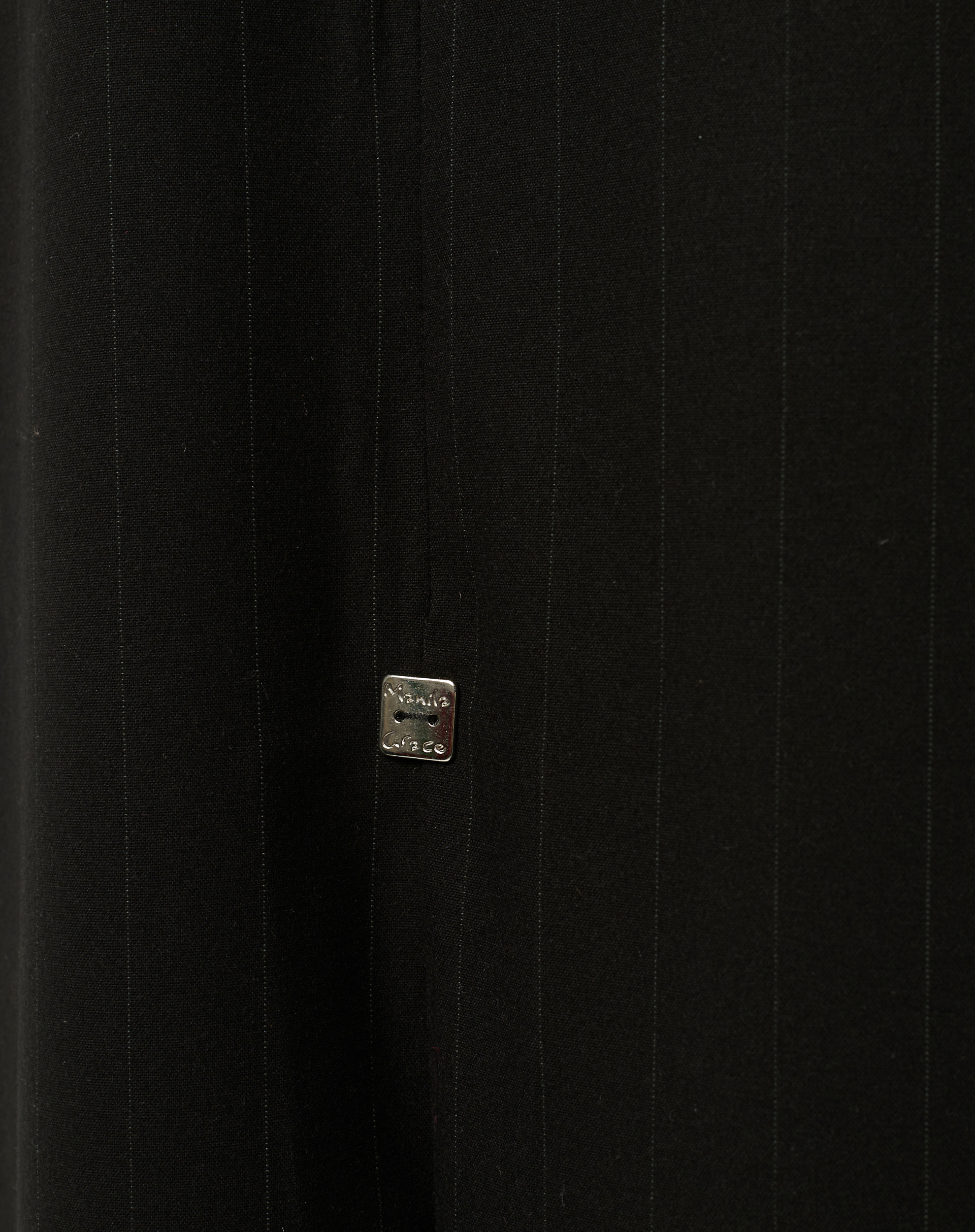 Short Dress In Fluid Fabric With Tailored Cuffs - BLACK - Manila Grace | Official Website