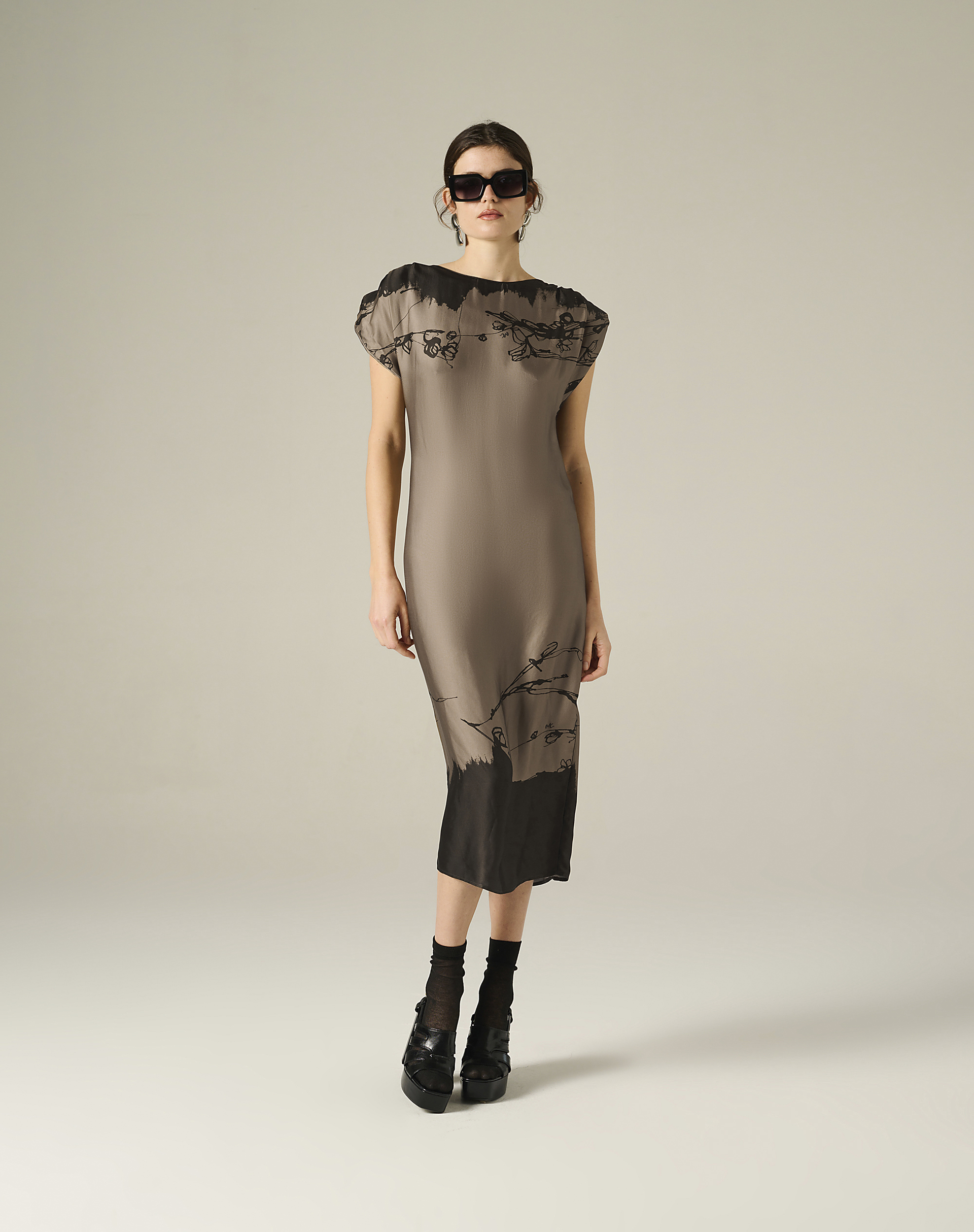 Midi Dress With Sequins And Thin Straps - MILITARY GREEN - Manila Grace | Official Website