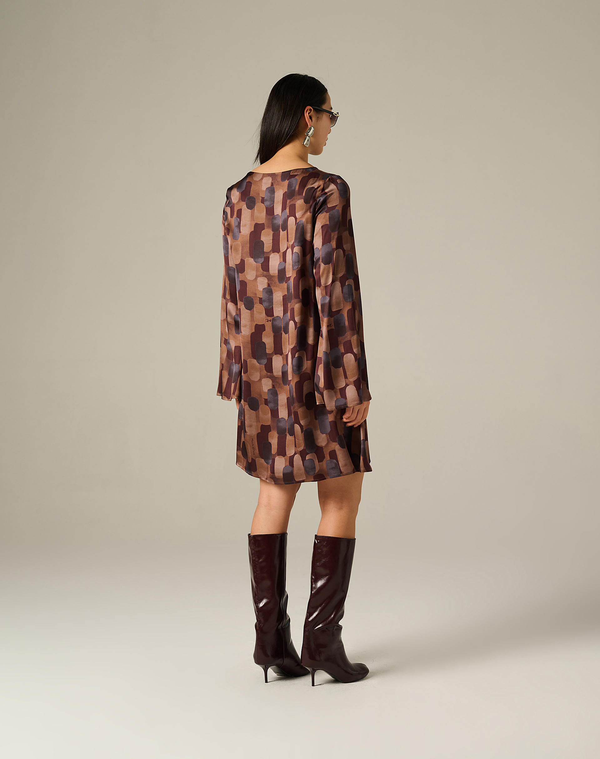 Short Dress In Fluid Fabric With Geometric Print - MA645 - Manila Grace | Official Website