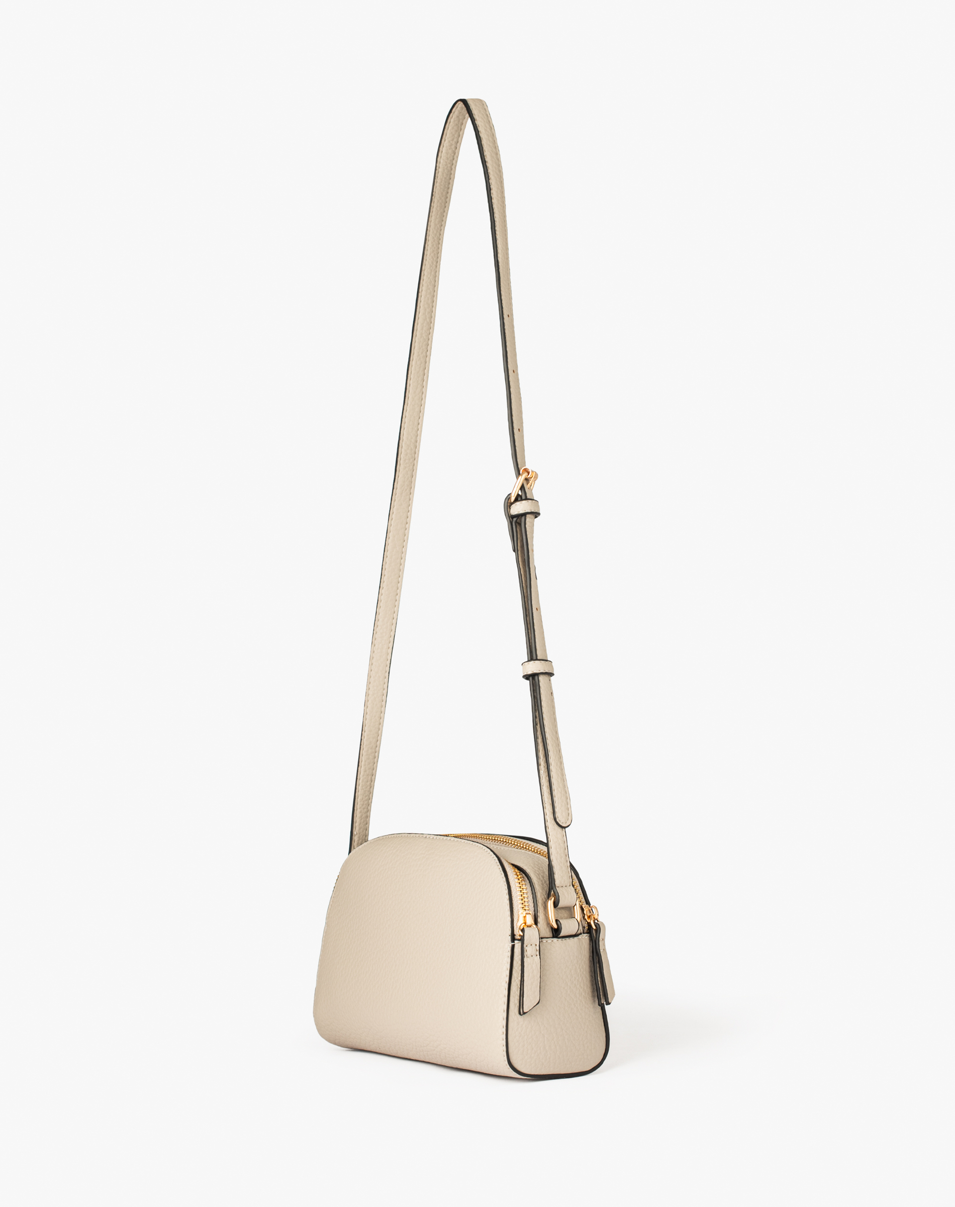 Shoulder Bag In Pebbled Faux Leather With Mg Logo - MG826 - Manila Grace | Official Website