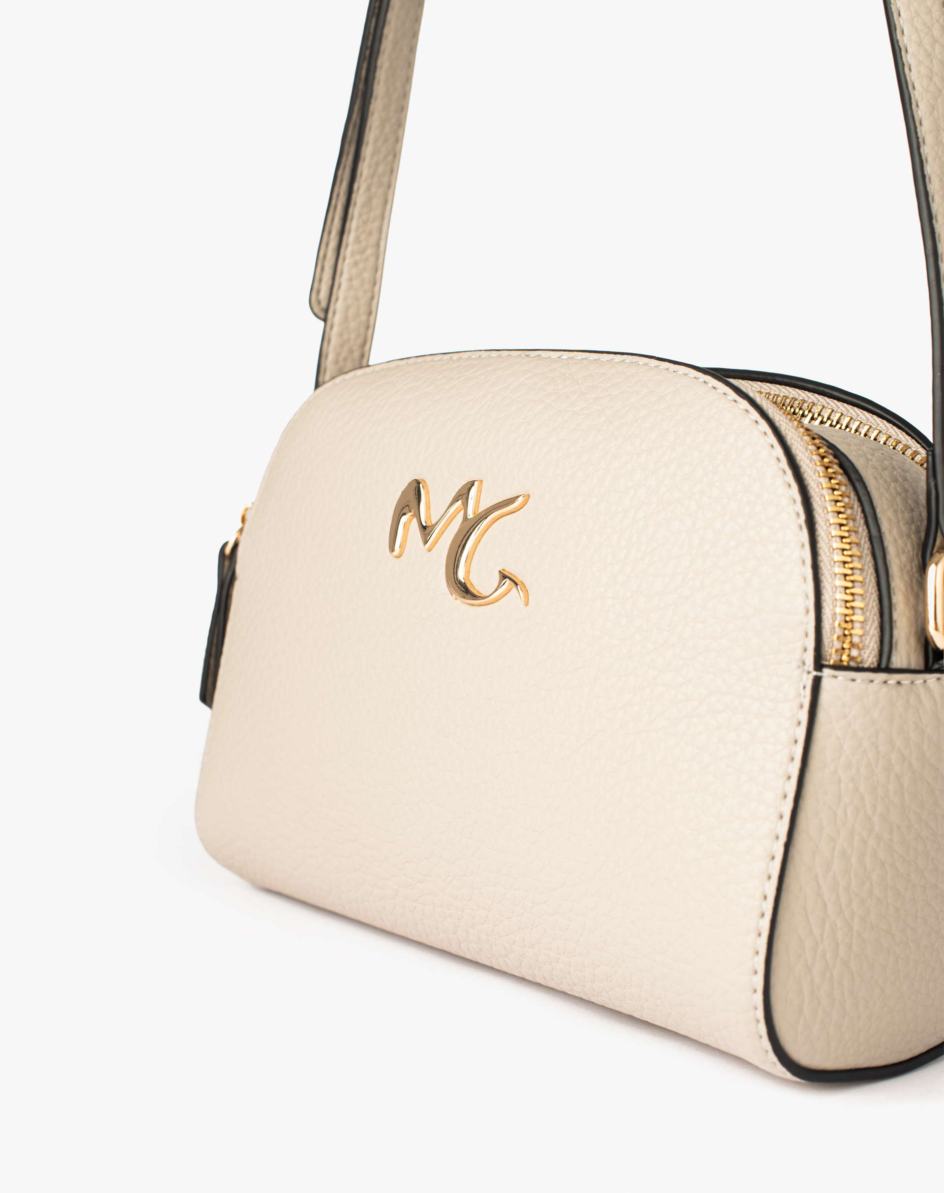 Shoulder Bag In Pebbled Faux Leather With Mg Logo - MG826 - Manila Grace | Official Website