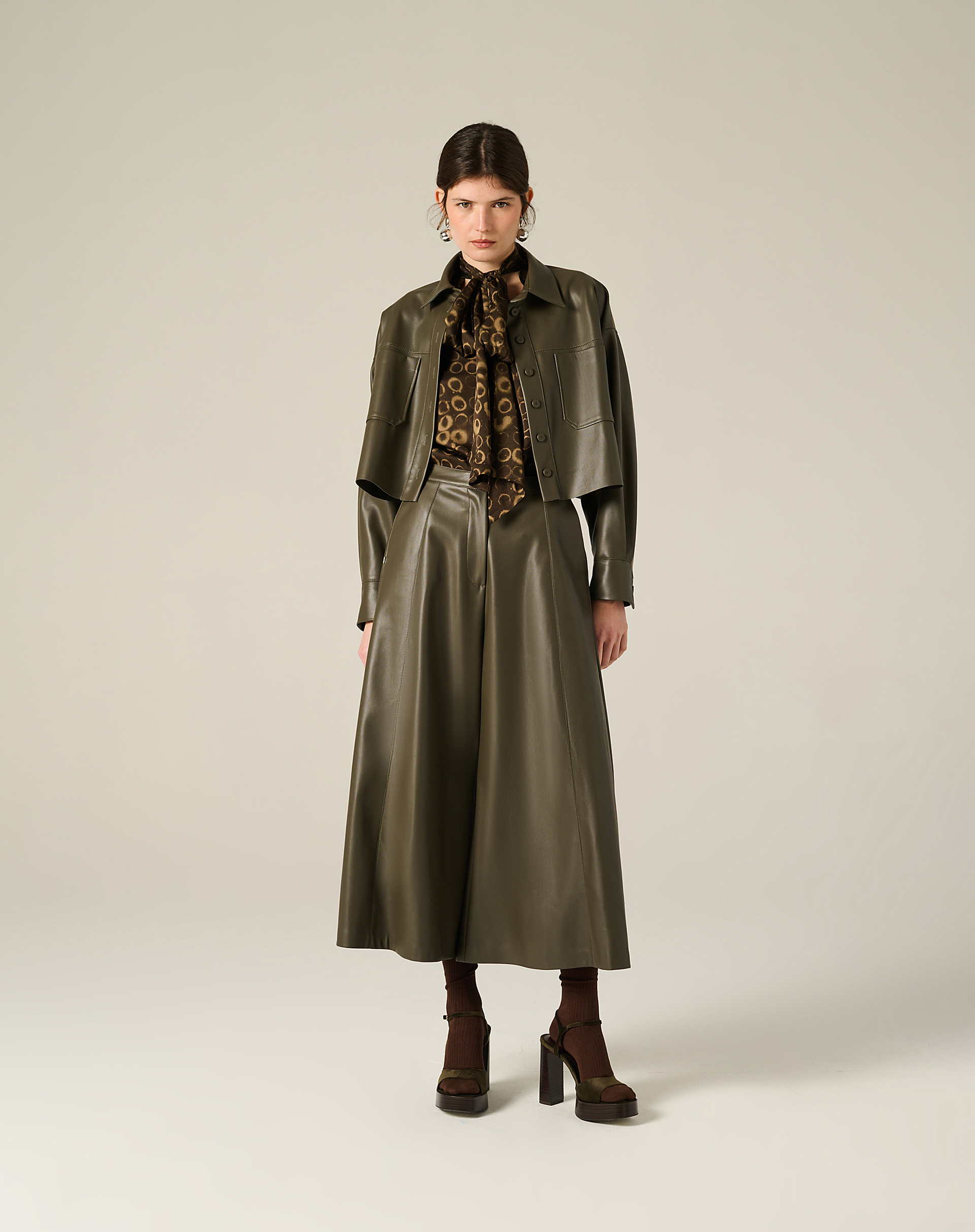 Crop Faux Leather Shirt With Pockets - MILITARY GREEN - Manila Grace | Official Website