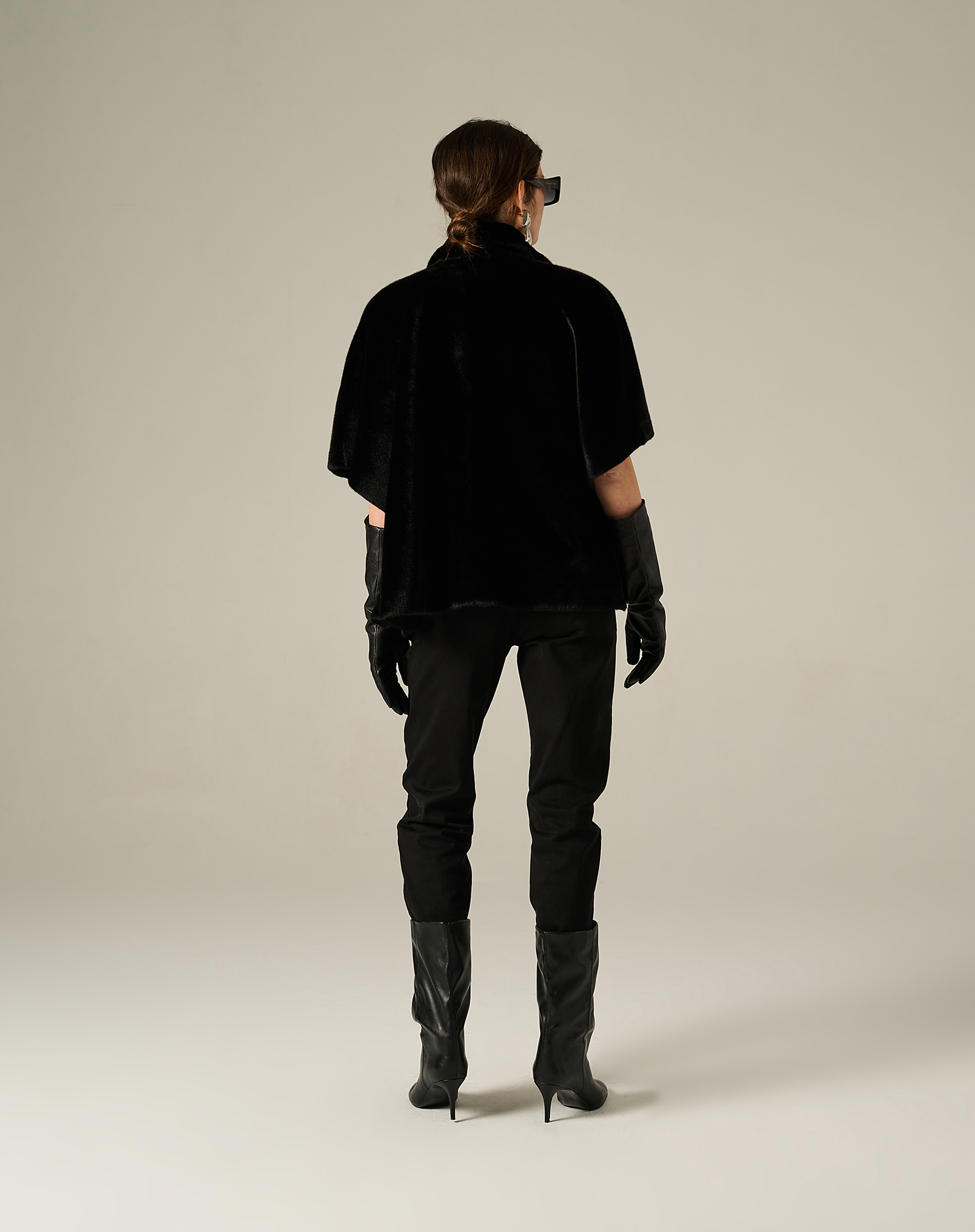 Faux Fur Crossover Coat With Wide Sleeves - BLACK - Manila Grace | Official Website