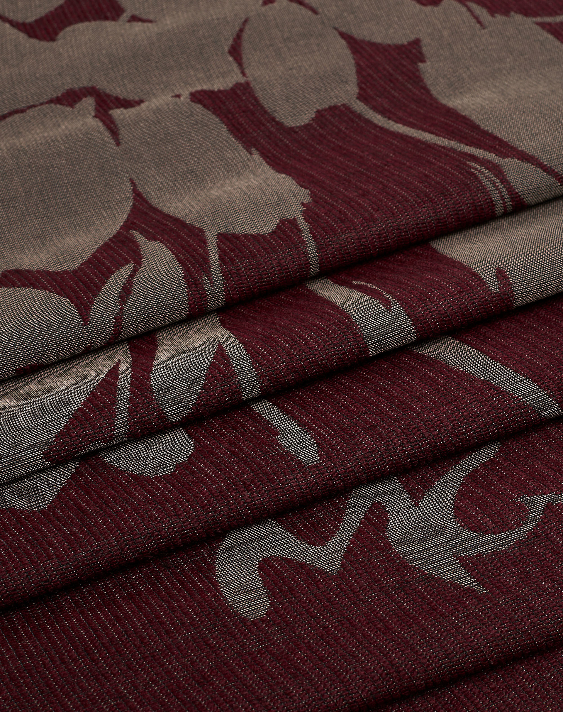 Jacquard Scarf With Floral Motif And All-Over Mg Logo - MA641 - Manila Grace | Official Website