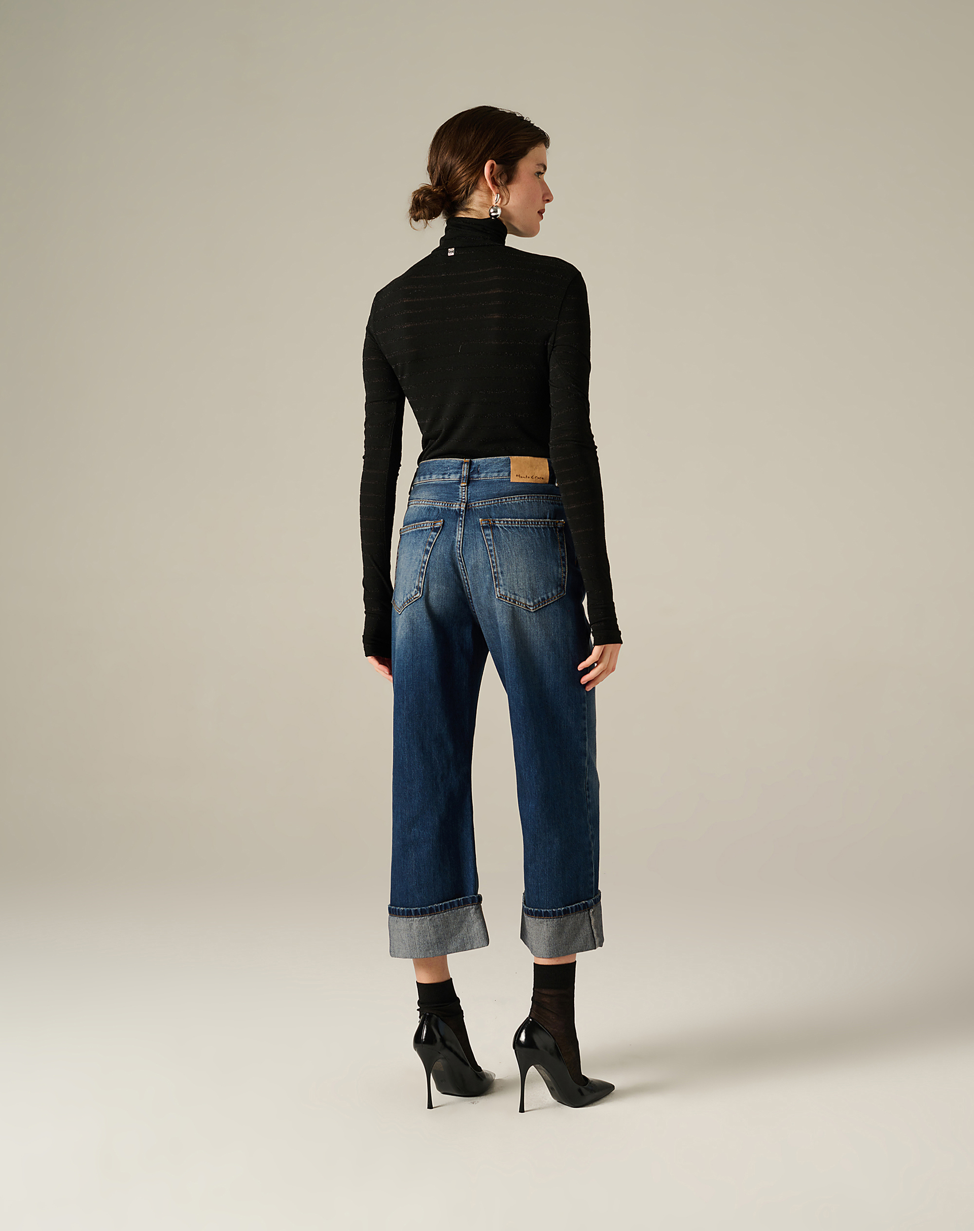 Wide-Leg Asymmetrical Jeans With Cuffs - MEDIUM BLUE - Manila Grace | Official Website
