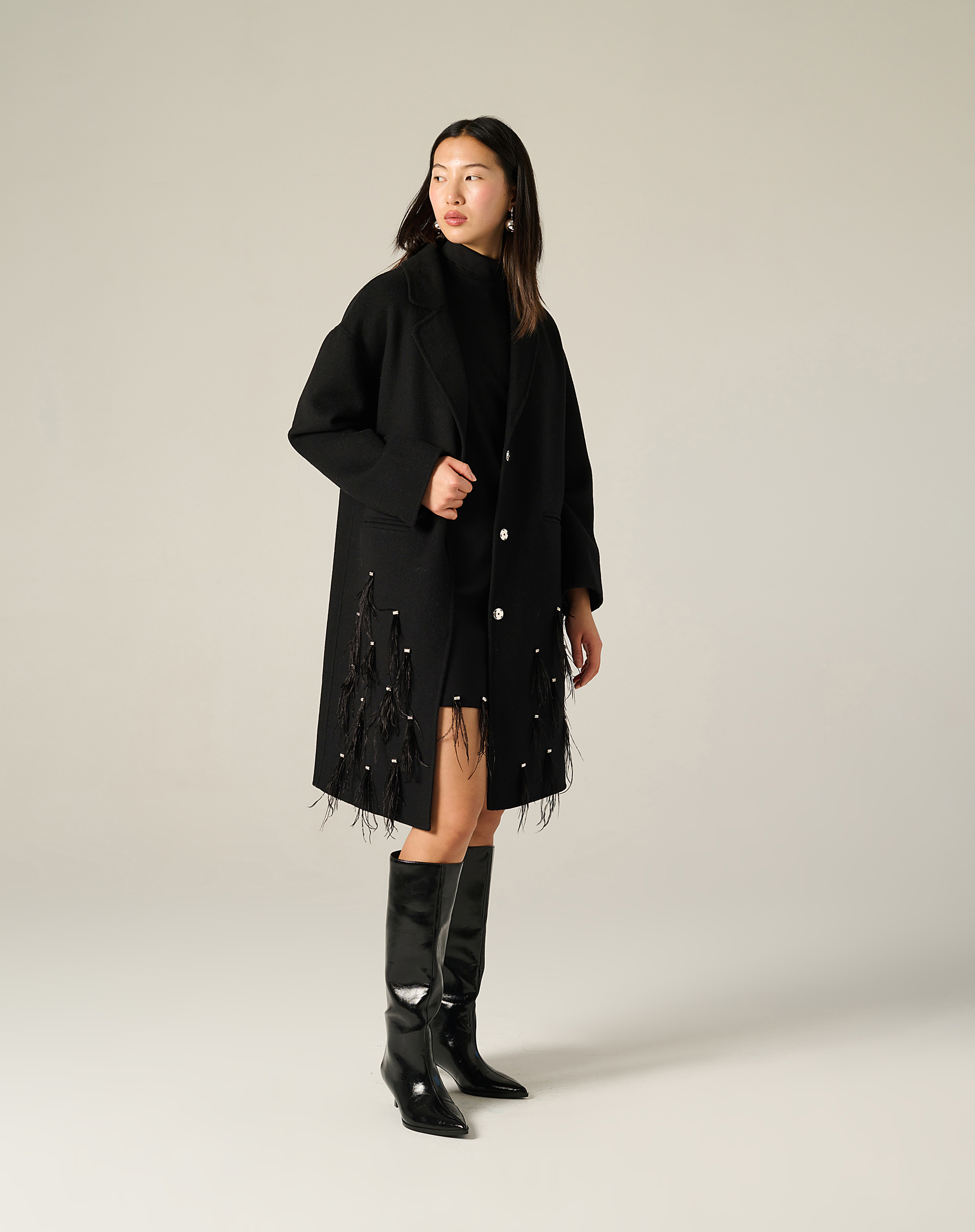 Long Wool Coat With Fringes And Jewel Details - BLACK - Manila Grace | Official Website