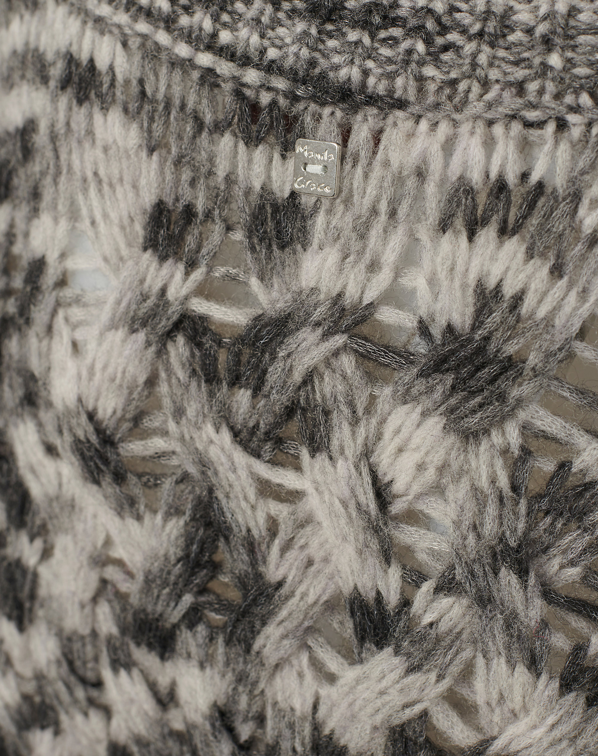 Turtleneck Poncho In Melange Pattern Yarn - MA642 - Manila Grace | Official Website