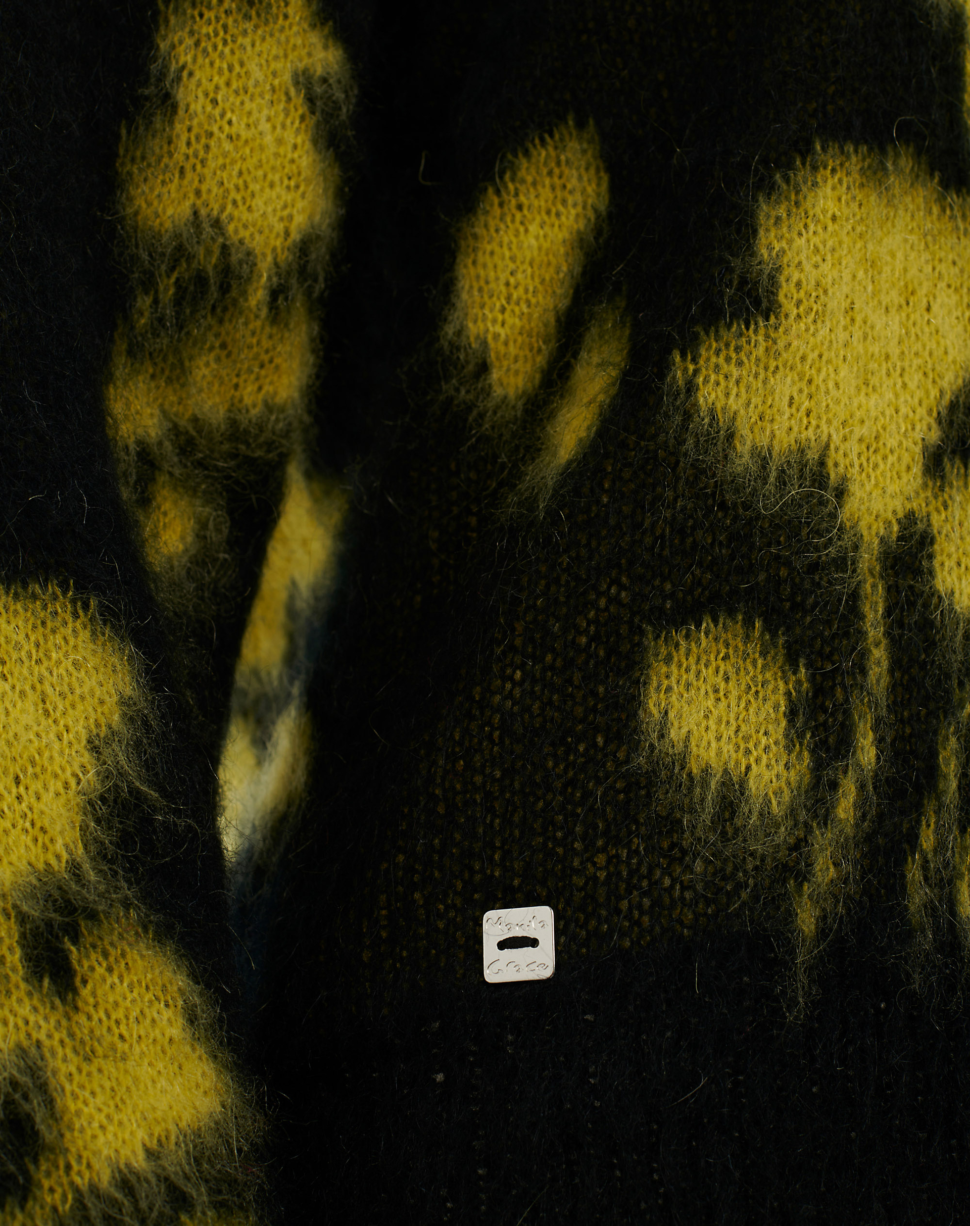 Jacquard Crop V-Neck Sweater - MA654 - Manila Grace | Official Website
