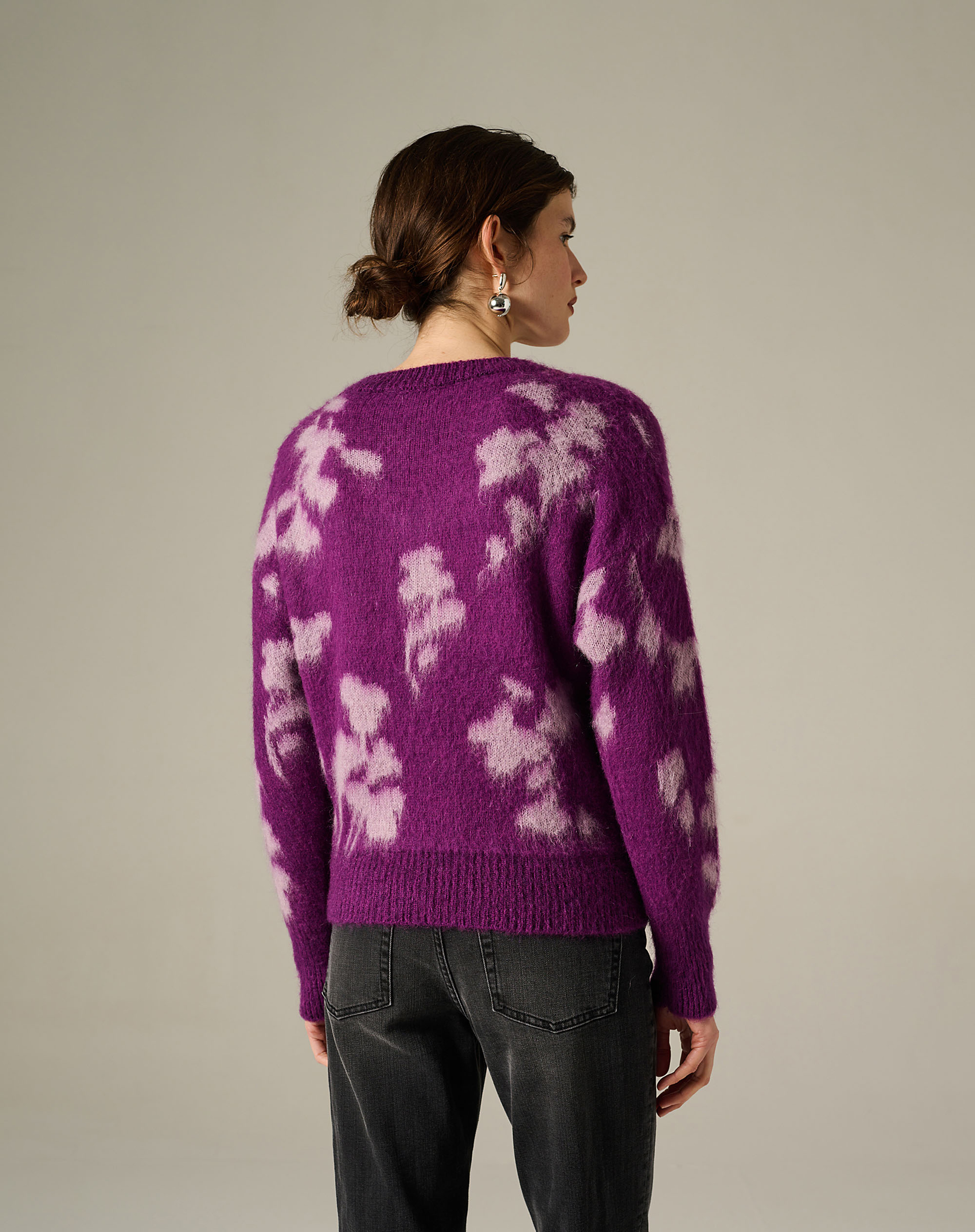 Jacquard Crop V-Neck Sweater - MG523 - Manila Grace | Official Website