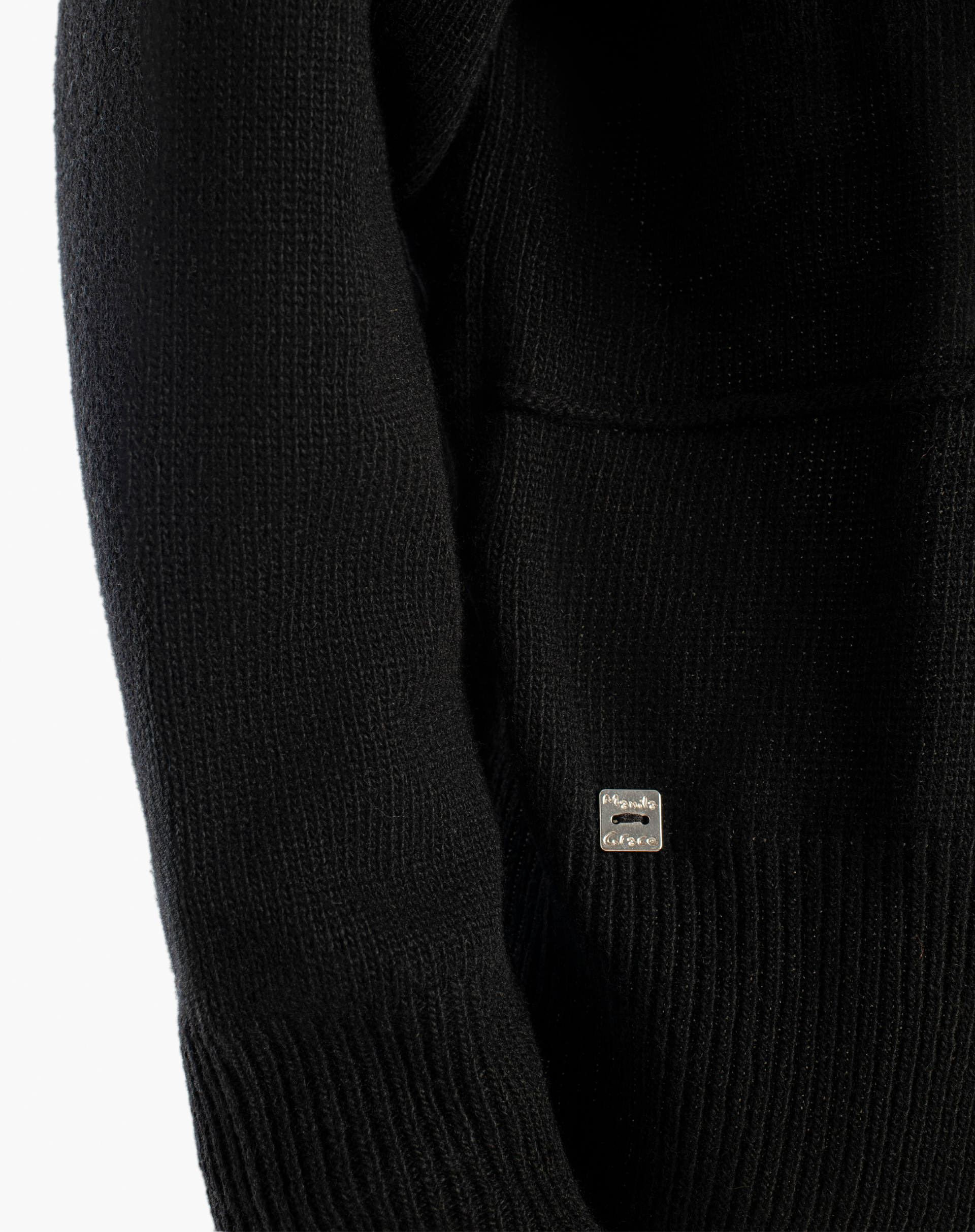 Cut Pattern Sweater - BLACK - Manila Grace | Official Website