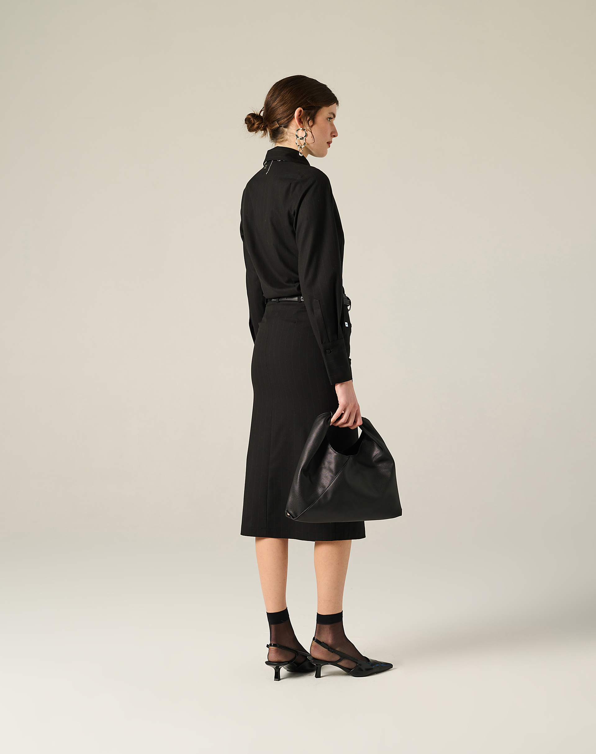 Striped Pleated Midi Skirt With Mg Logo Belt - BLACK - Manila Grace | Official Website