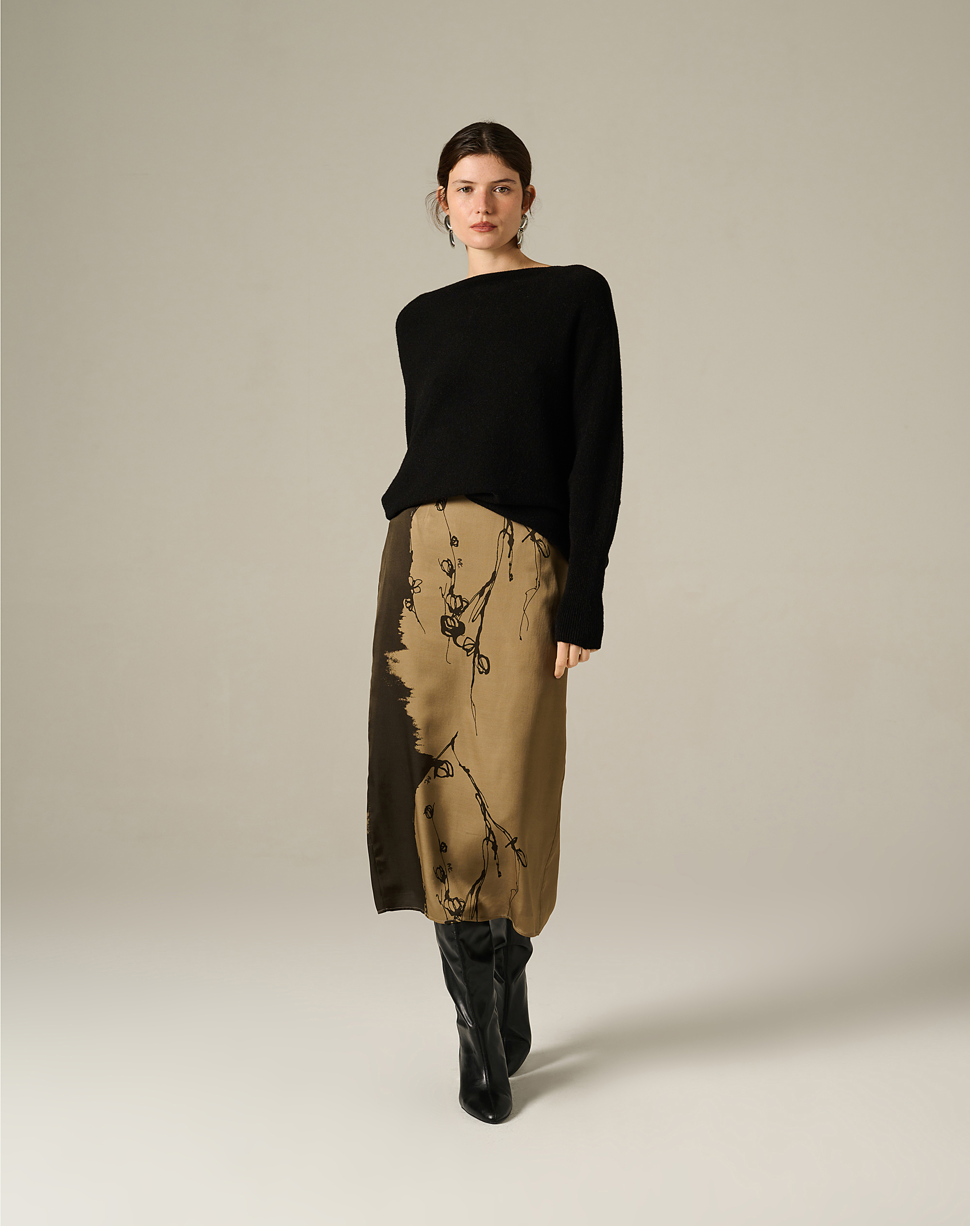 Viscose Midi Skirt With Graphic Floral Print - MILITARY GREEN - Manila Grace | Official Website