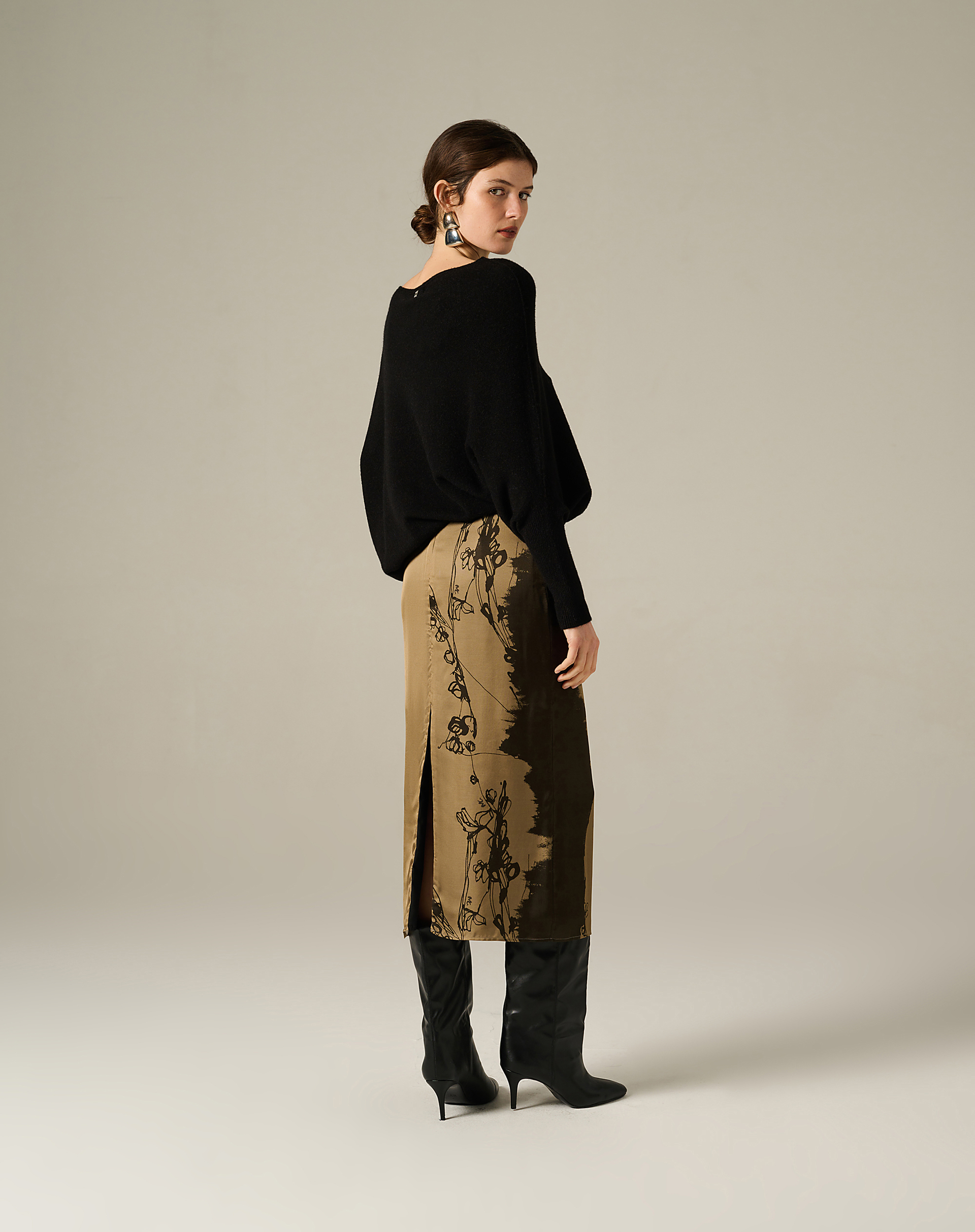 Viscose Midi Skirt With Graphic Floral Print - MILITARY GREEN - Manila Grace | Official Website