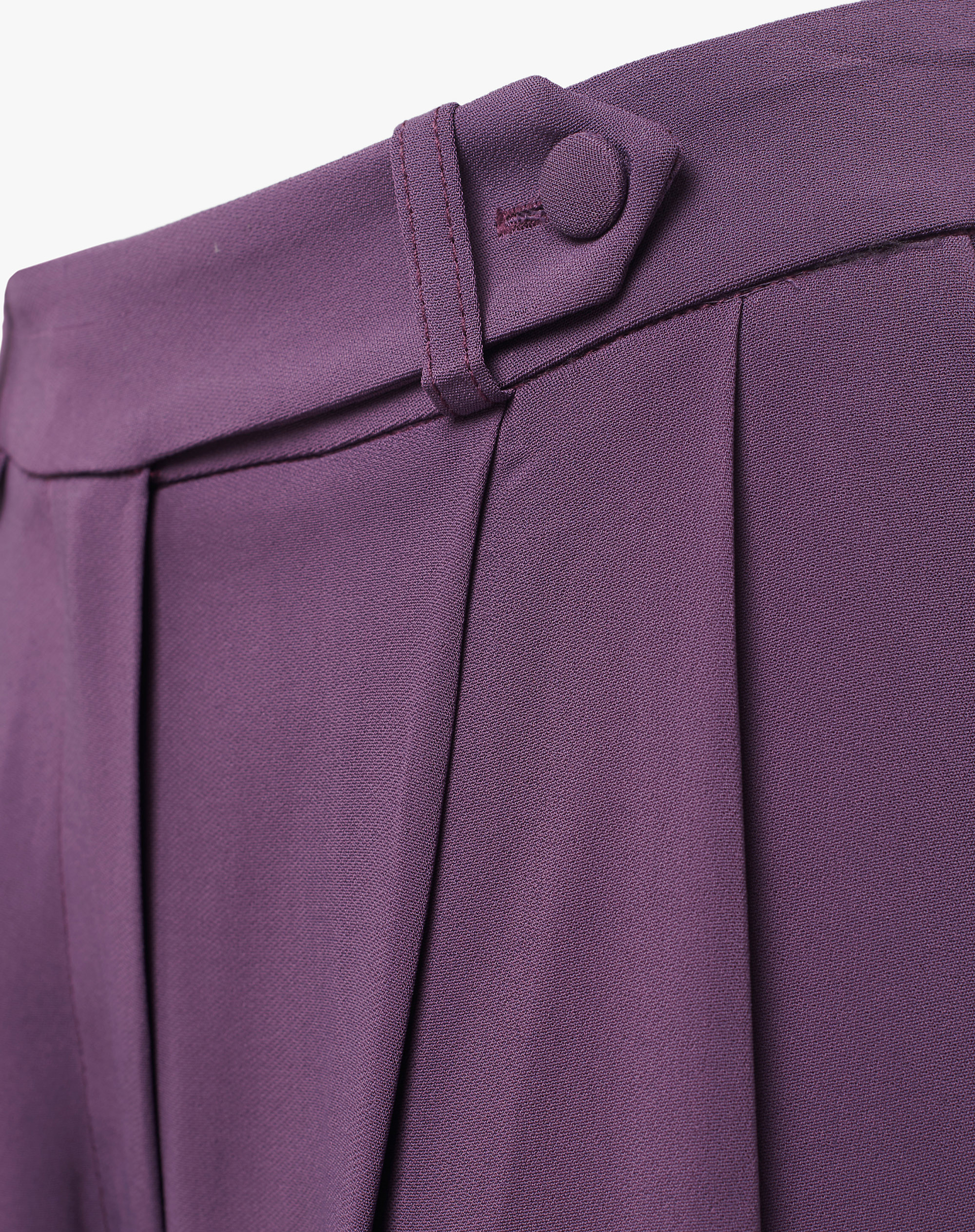 Tailored Trousers With Pleats And Belt Detail - MA648 - Manila Grace | Official Website