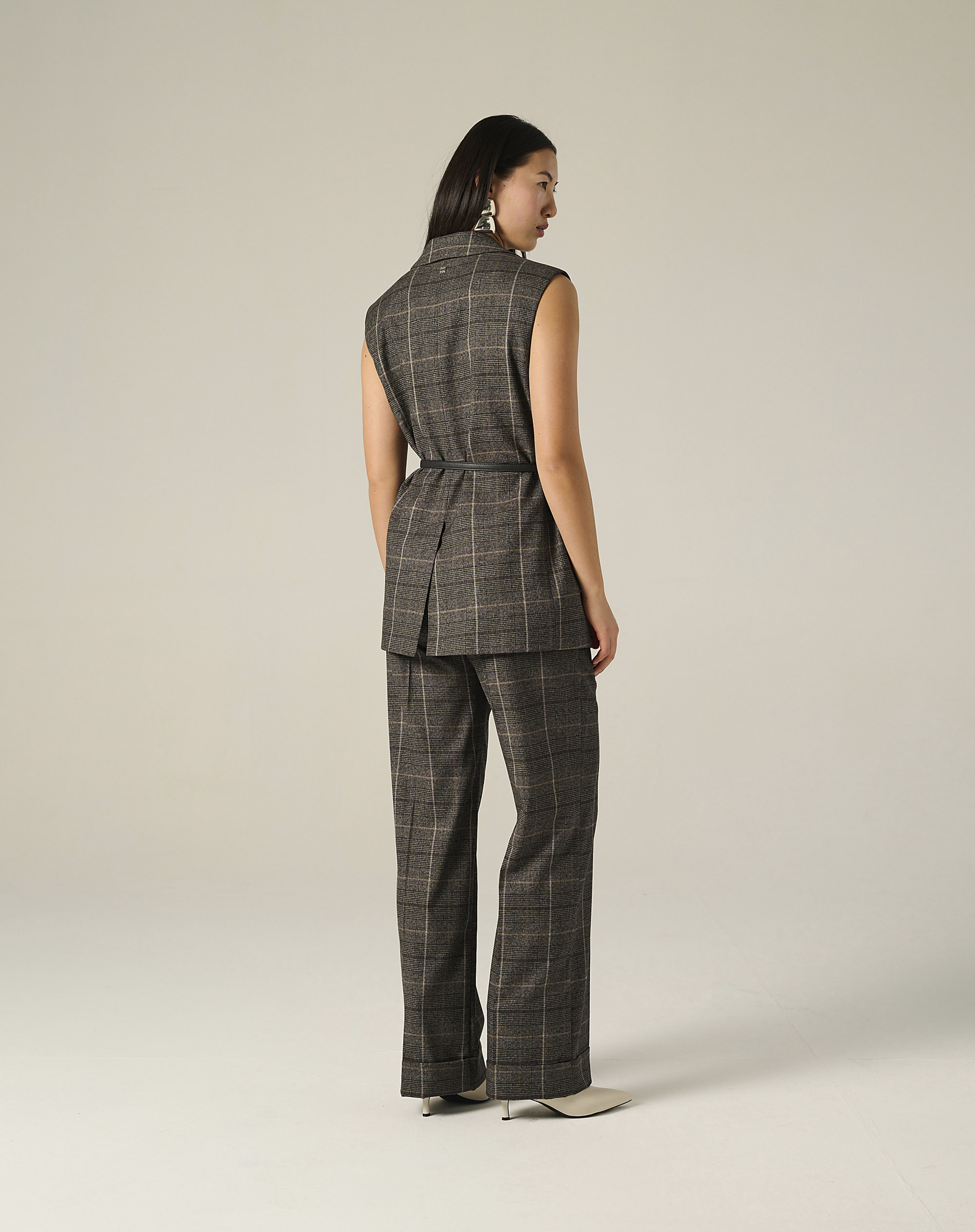 Straight-Leg Trousers With Cuffs And Check Pattern - MG603 - Manila Grace | Official Website