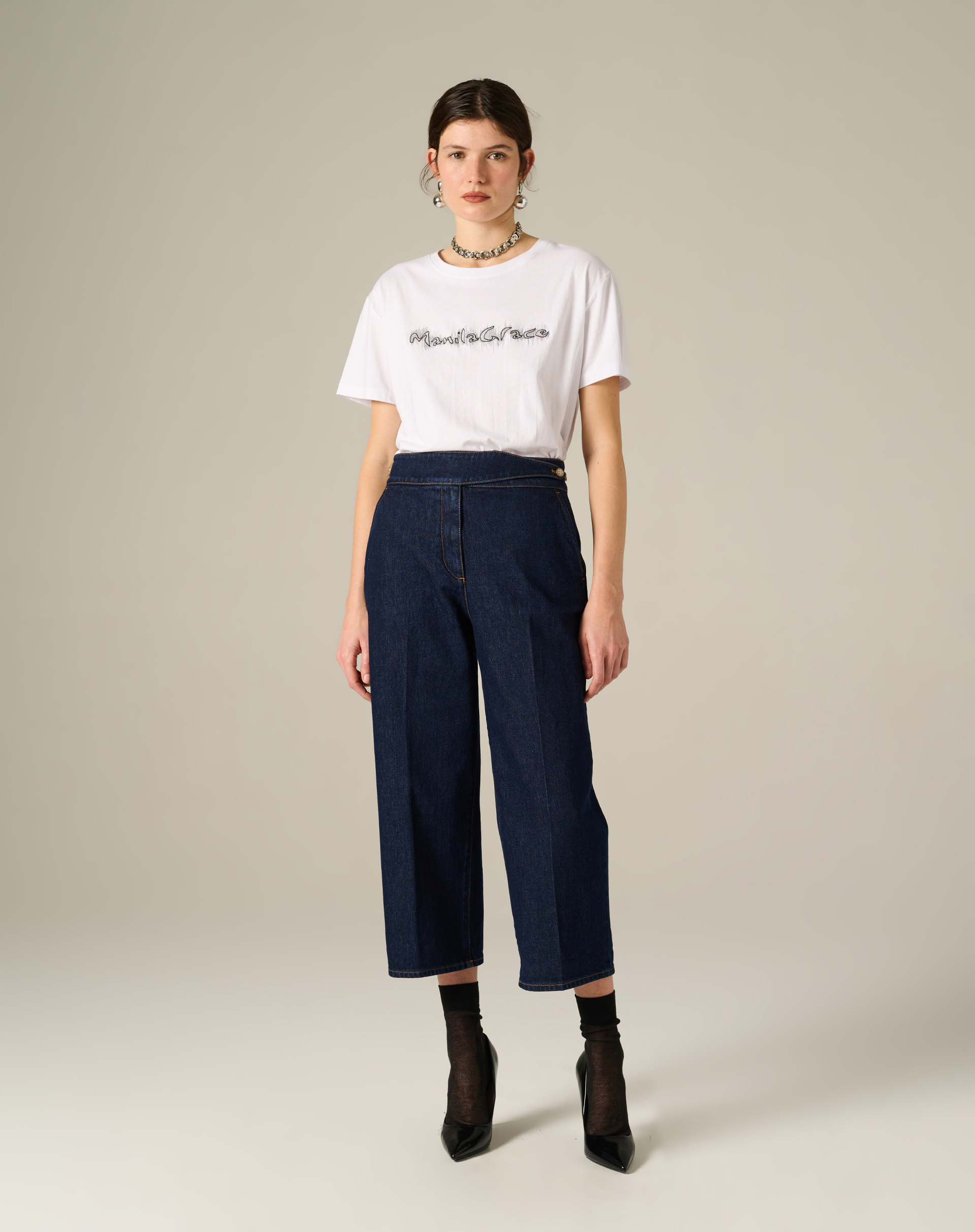 T-Shirt With Embroidered Manila Grace Logo - MA029 - Manila Grace | Official Website