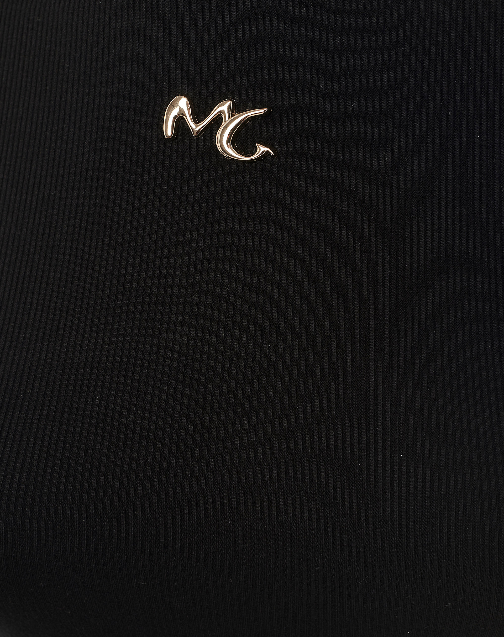 Sleeveless High-Neck Top With Gold Logo - BLACK - Manila Grace | Official Website