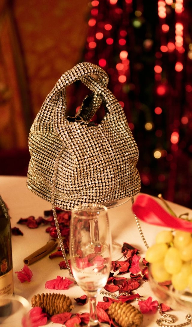 Manila Grace | Official Website